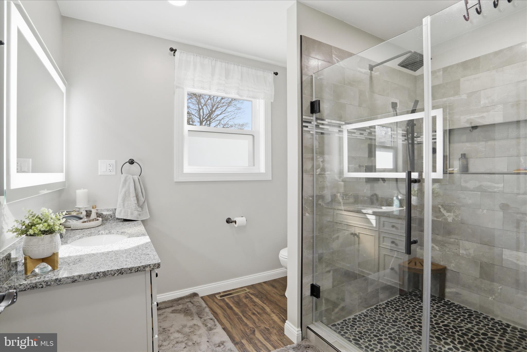 DOWDEN HILLS - Residential