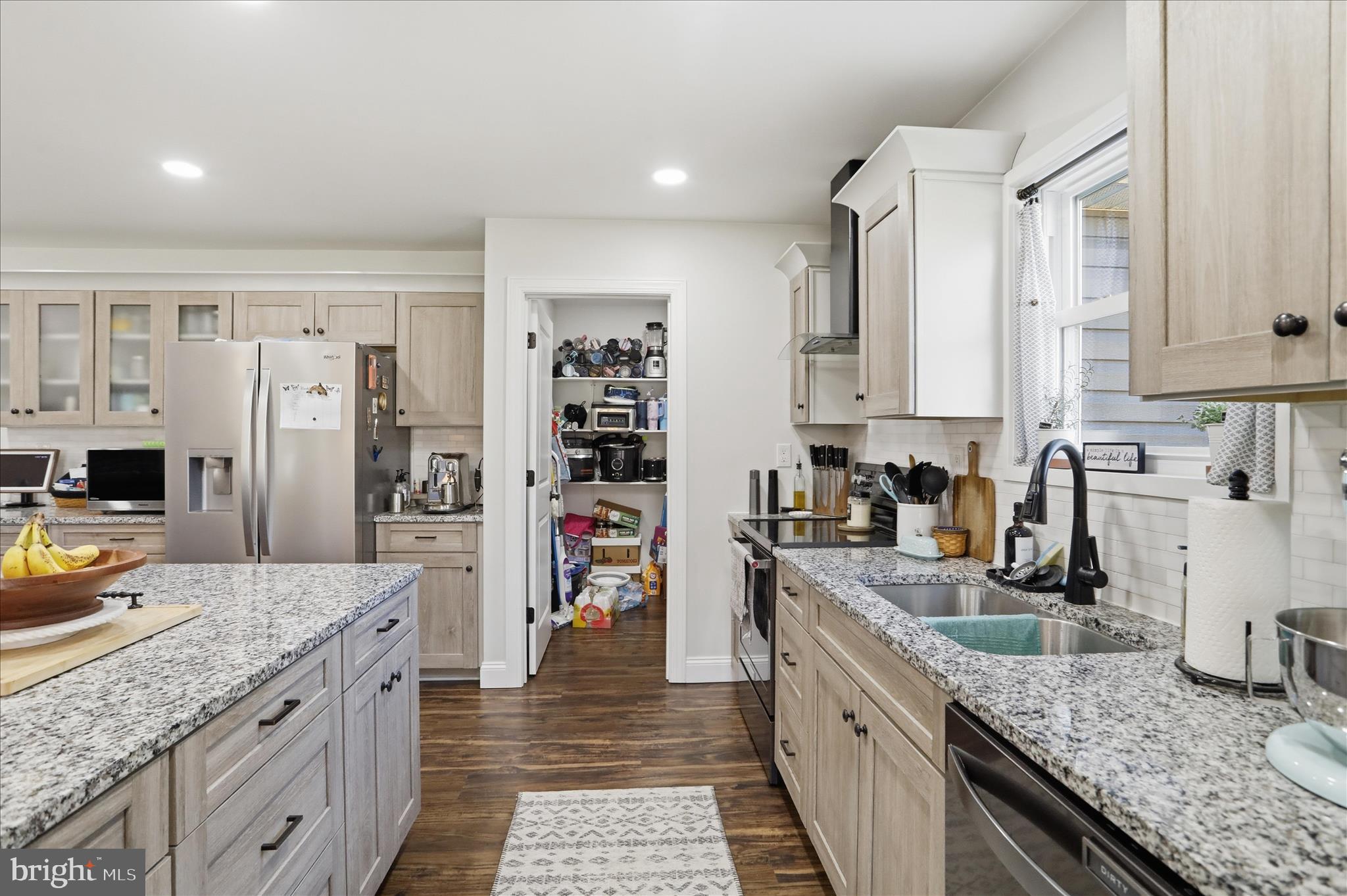 DOWDEN HILLS - Residential