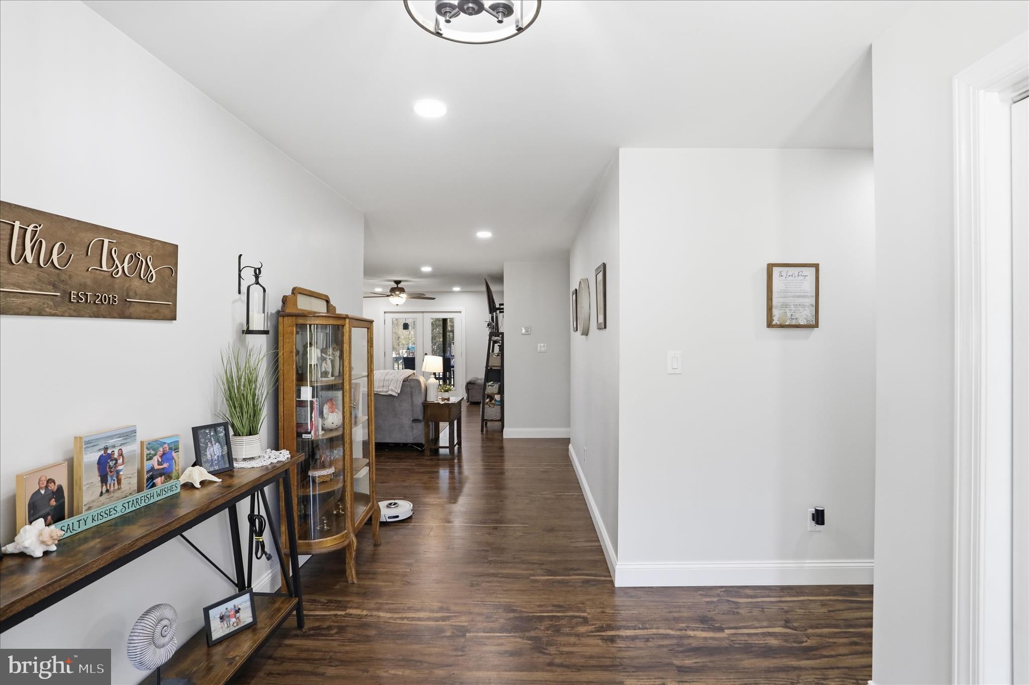 DOWDEN HILLS - Residential