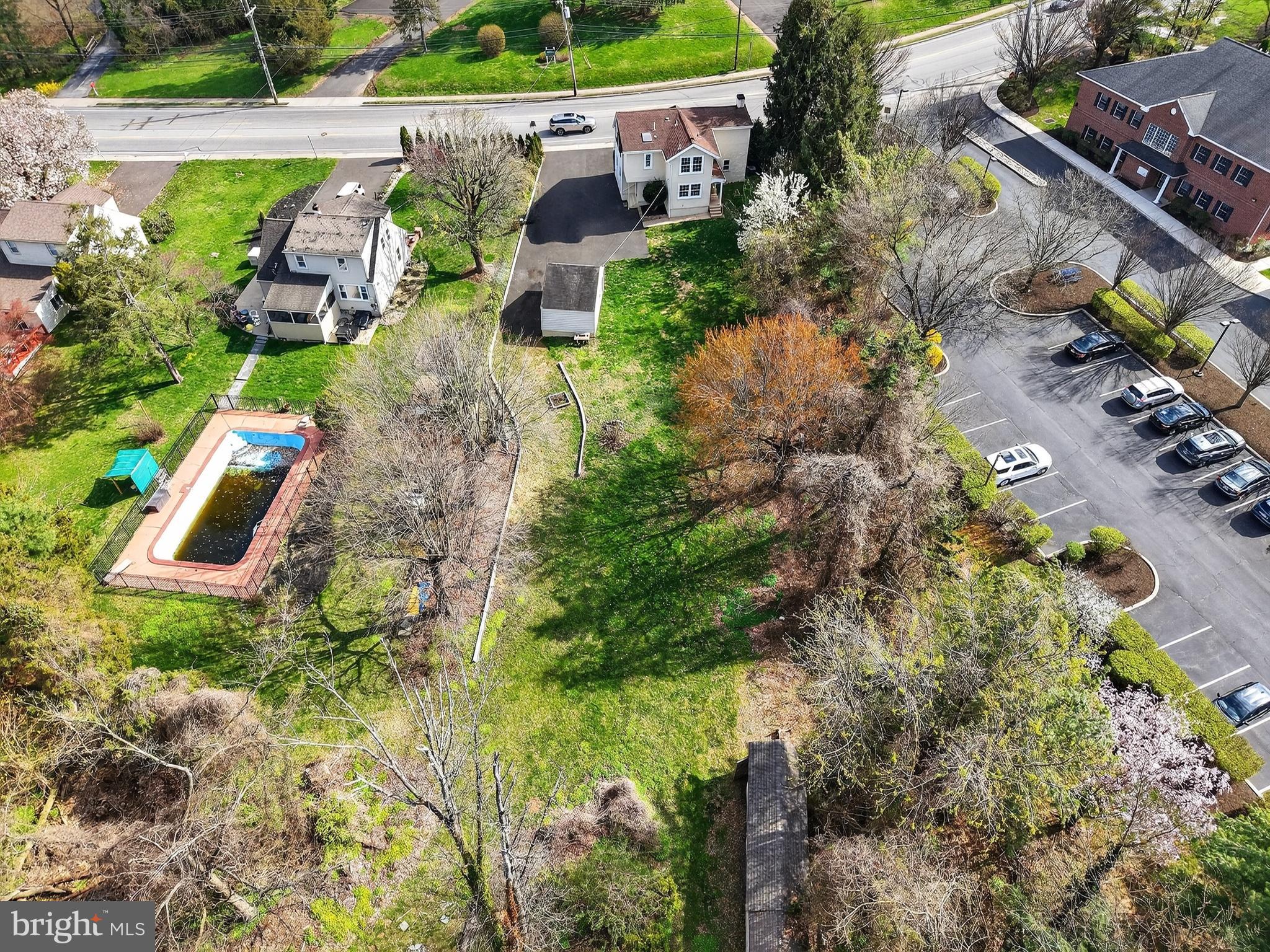 WILLOW GROVE - Residential