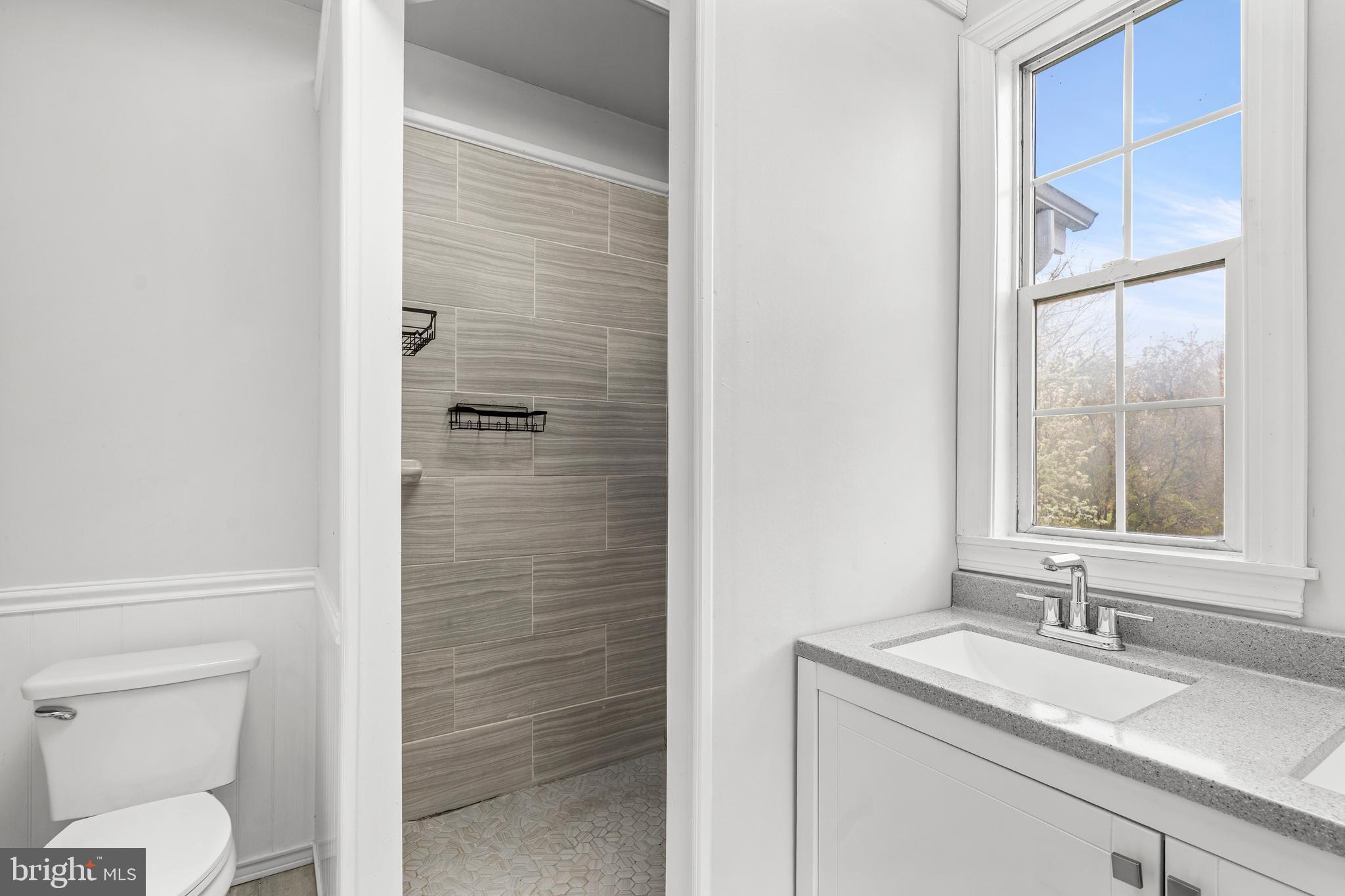 WILLOW GROVE - Residential