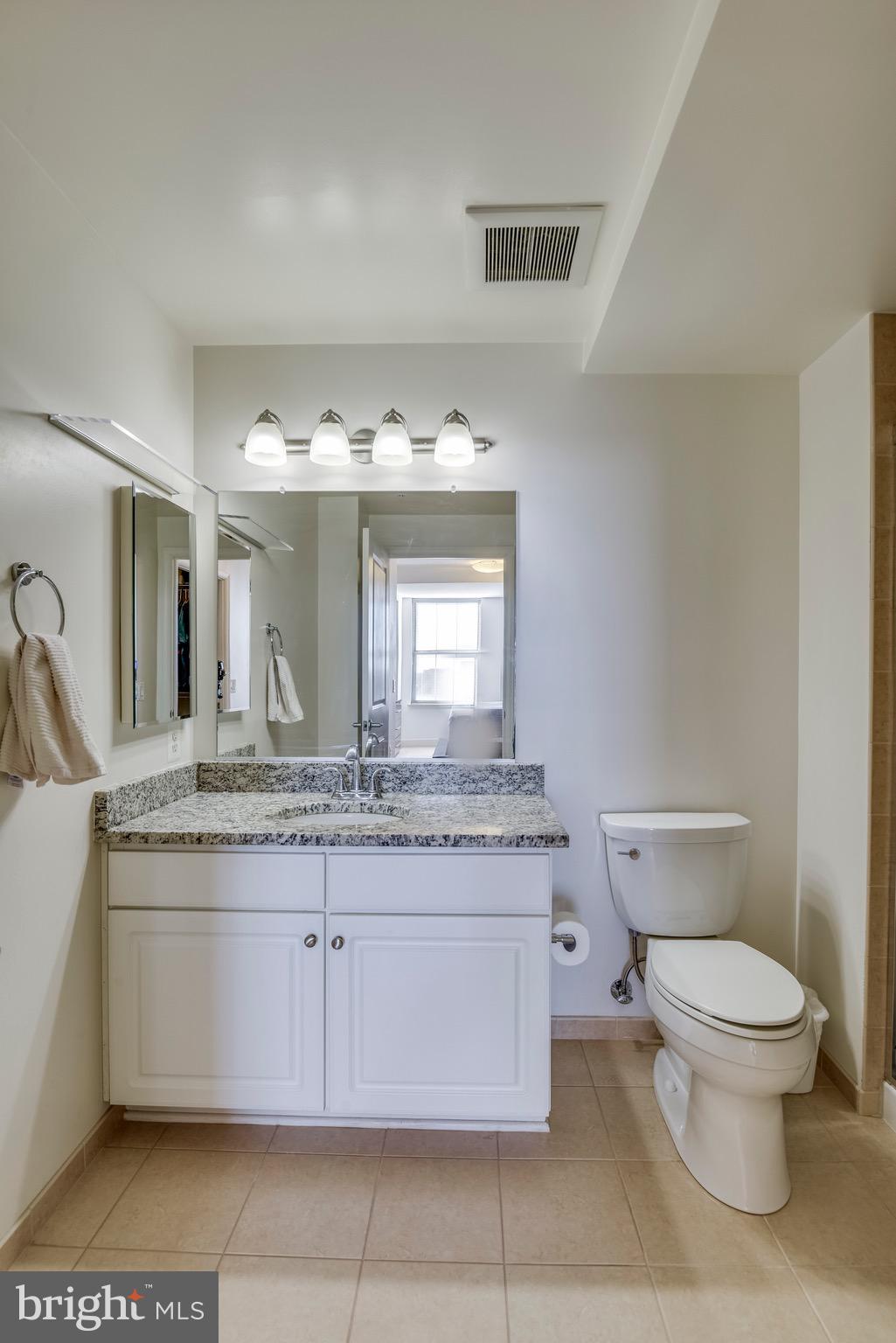 CARLTON HOUSE - Residential