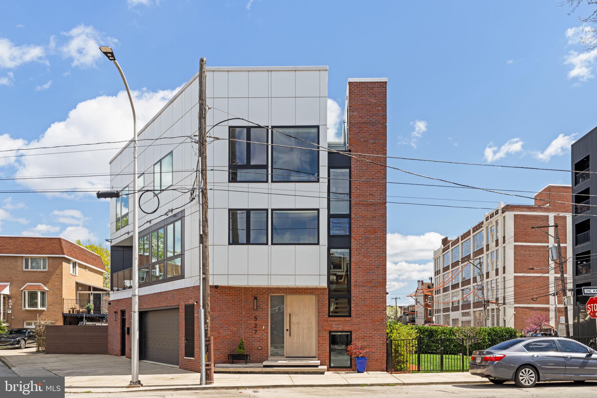 527 BROWN STREET