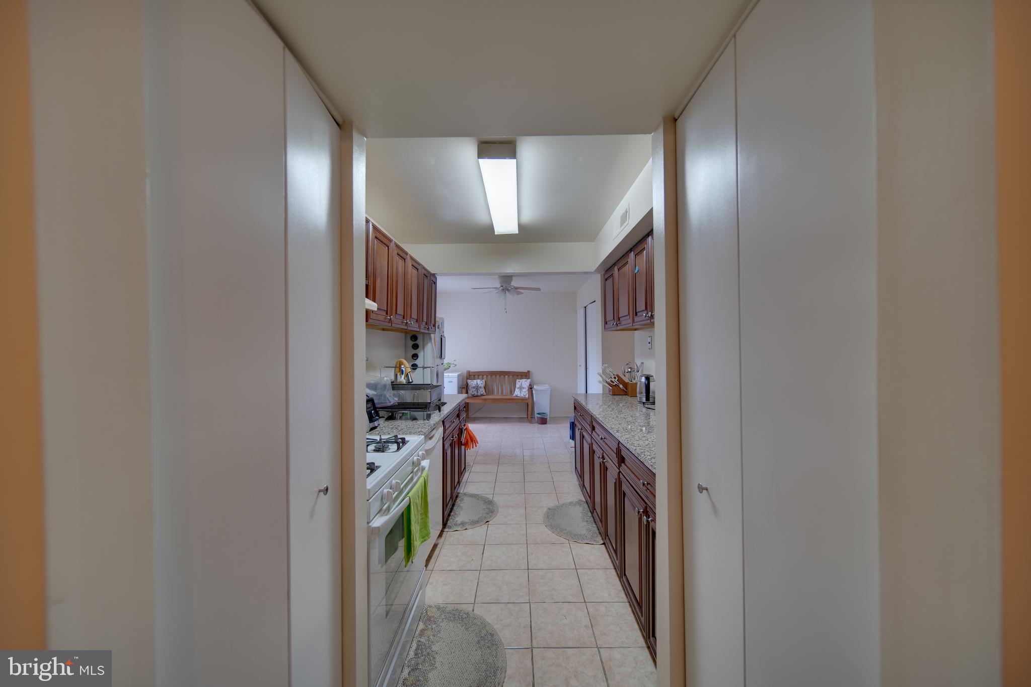 CHERRY GLEN CONDOS - Residential