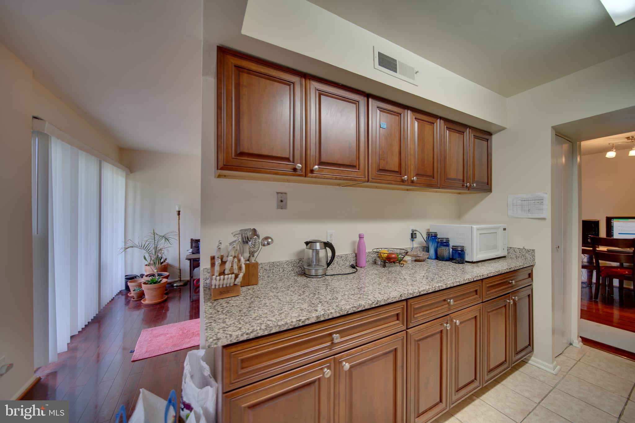 CHERRY GLEN CONDOS - Residential