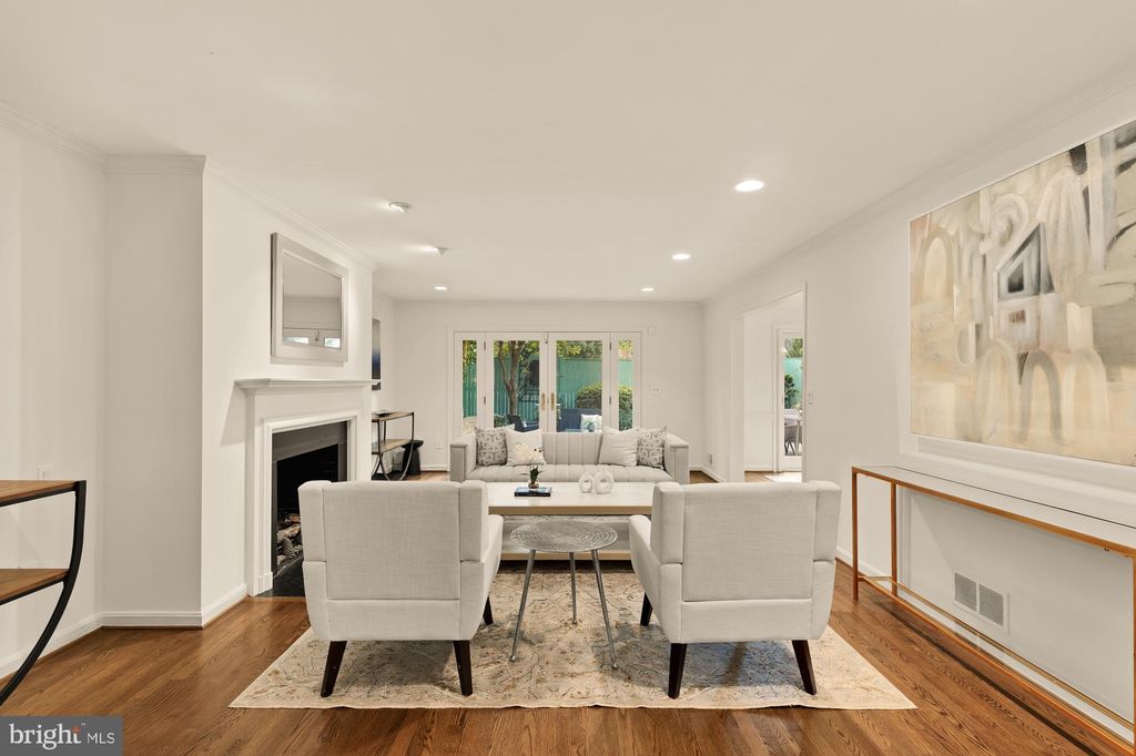 Photo of 4257 Fordham Road NW, WASHINGTON, DC 20016 (MLS # DCDC2240252)