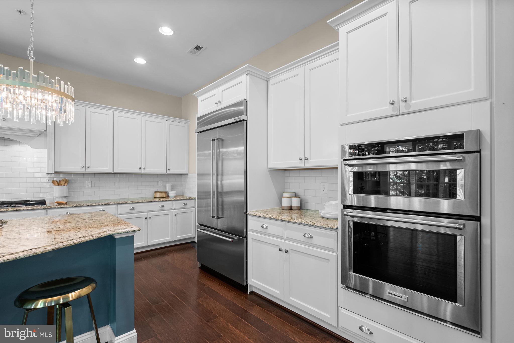 SPRING VALLEY ESTATES - Residential