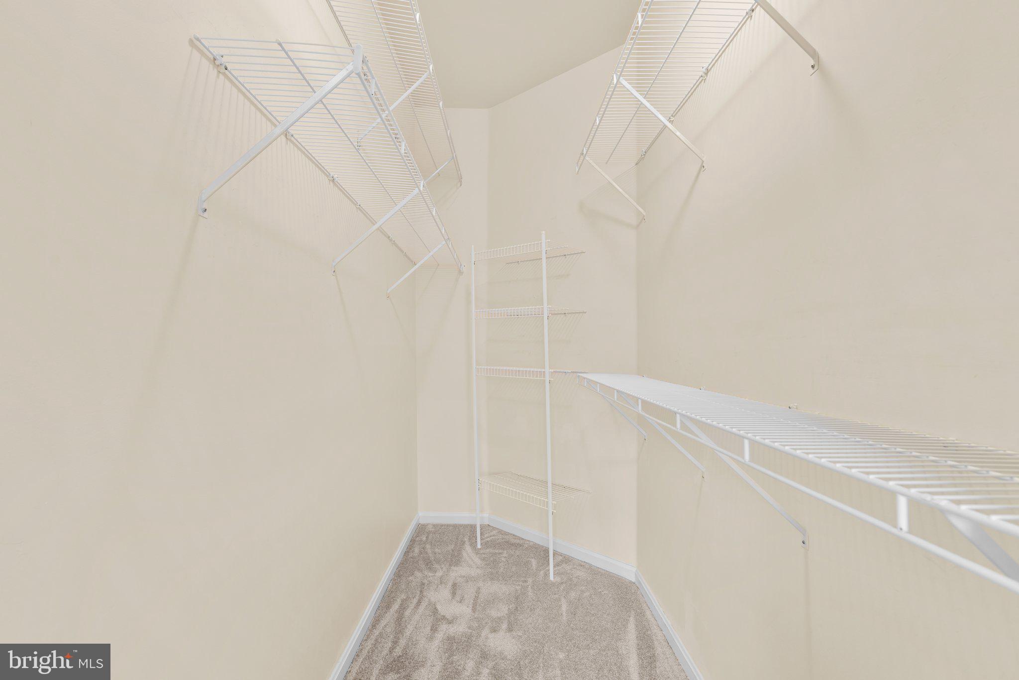 HICKORY CREST - Residential