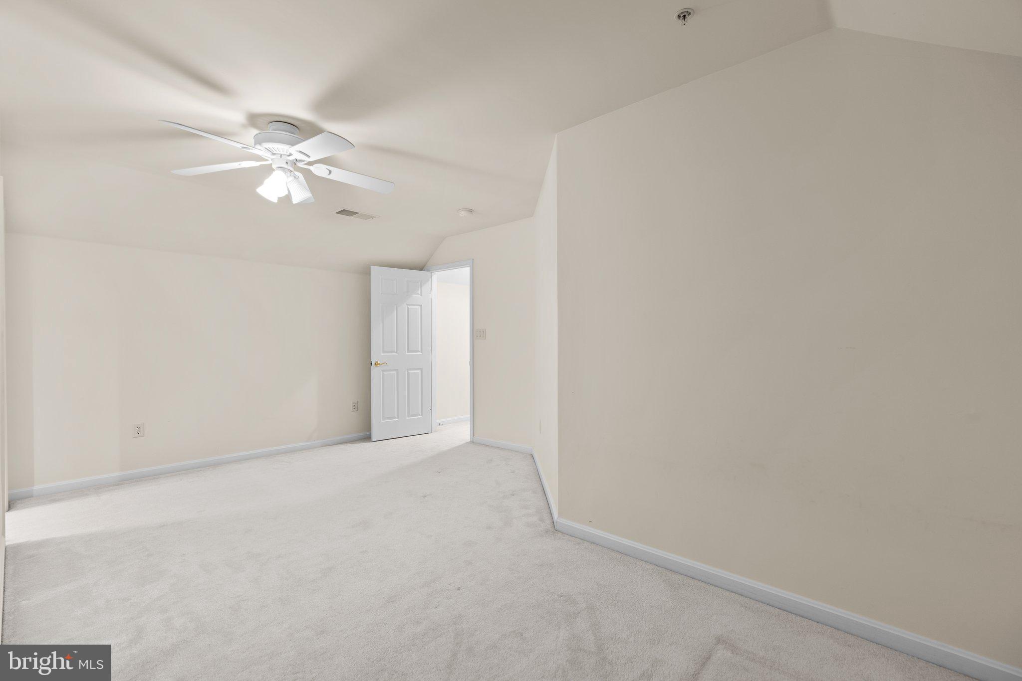 HICKORY CREST - Residential