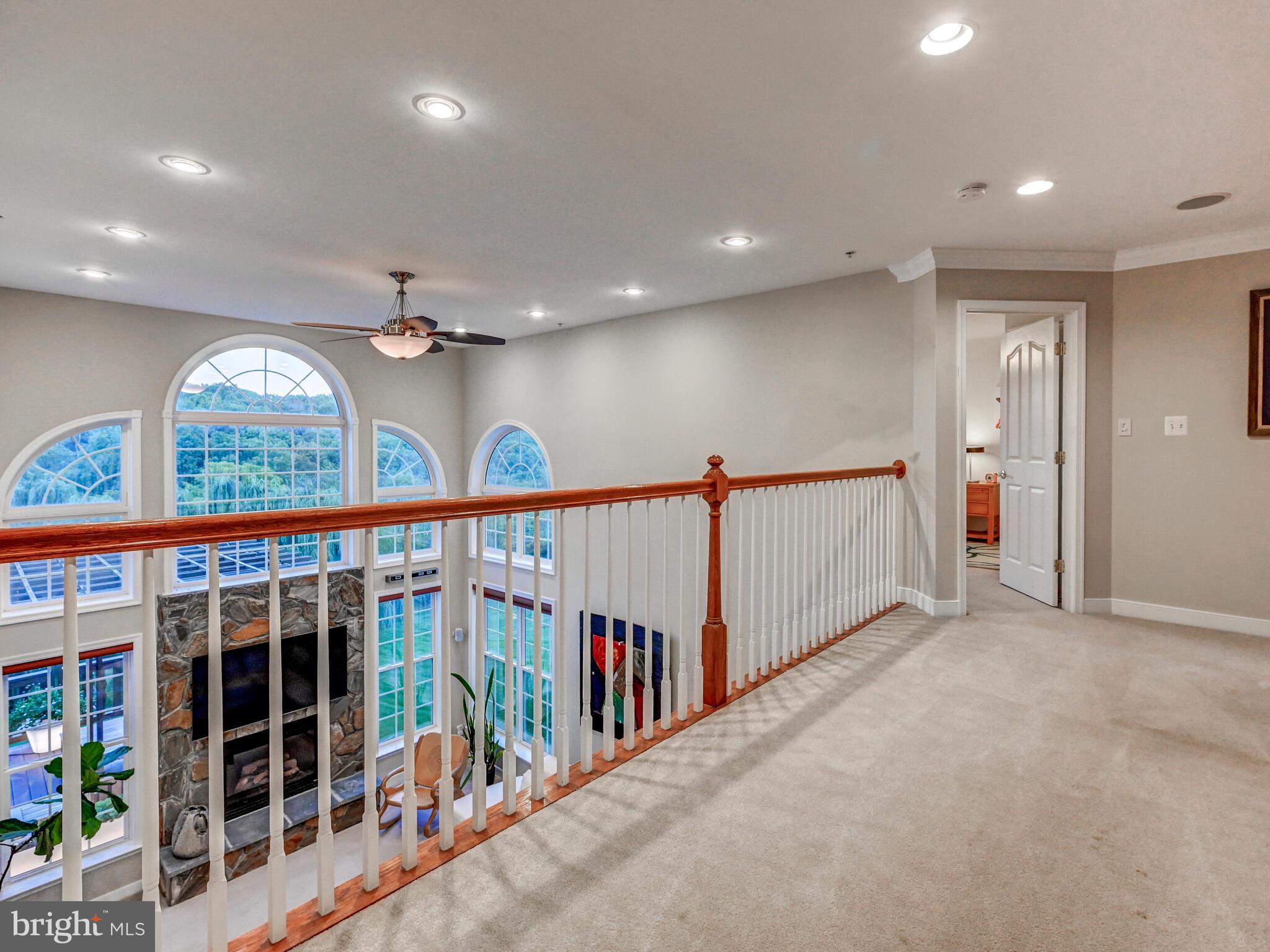 BENTLEY RIDGE - Residential