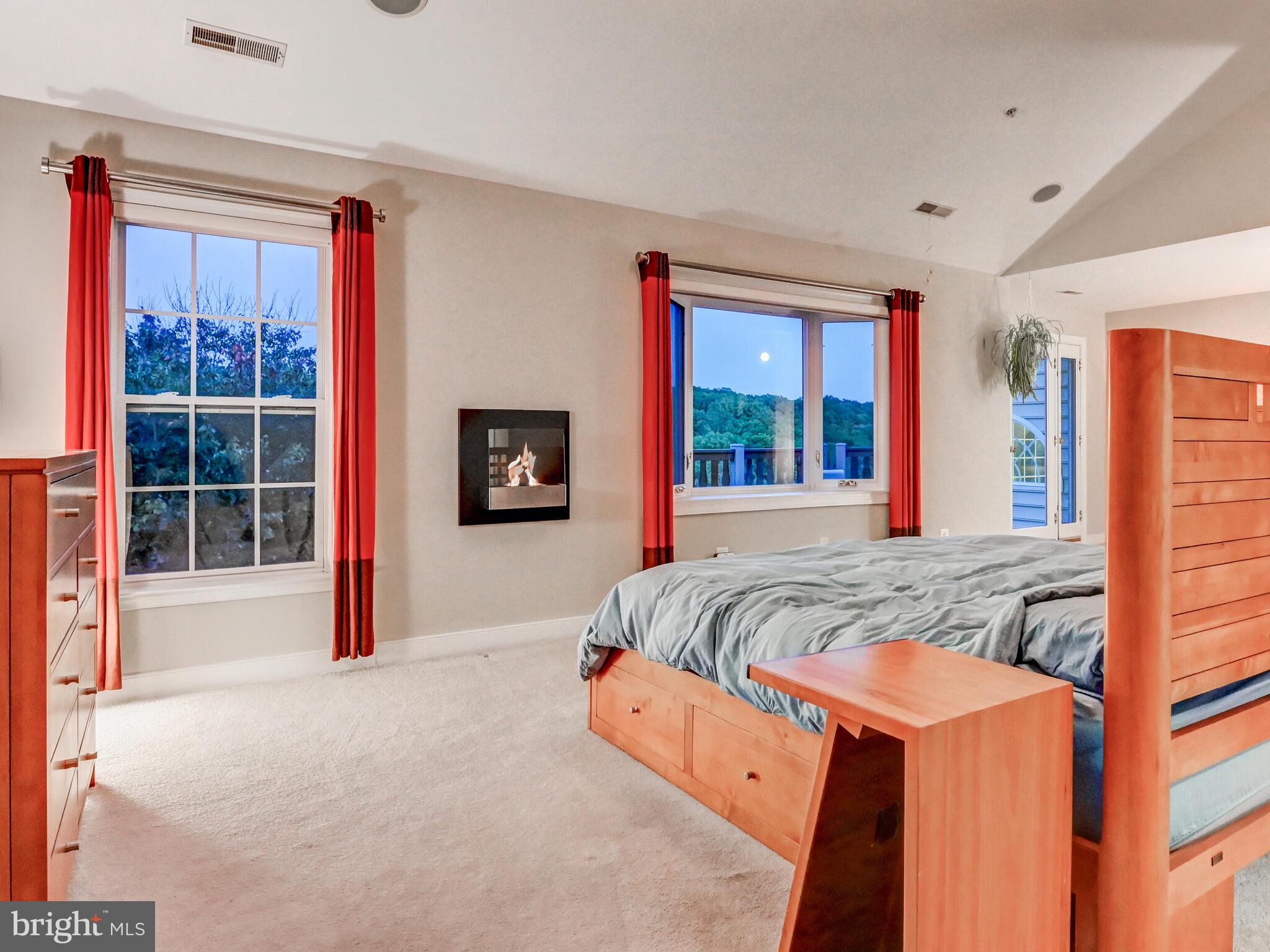 BENTLEY RIDGE - Residential