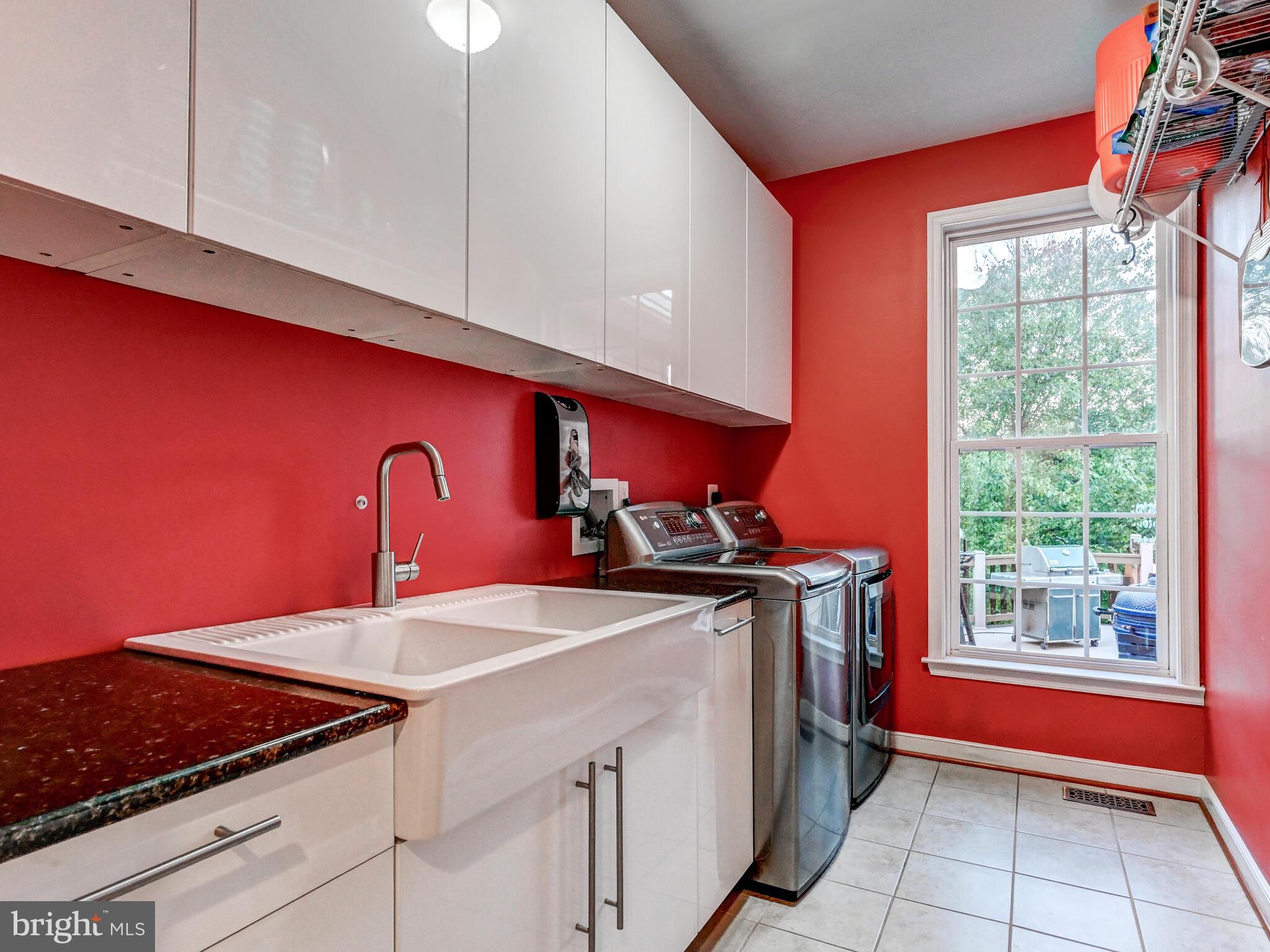 BENTLEY RIDGE - Residential