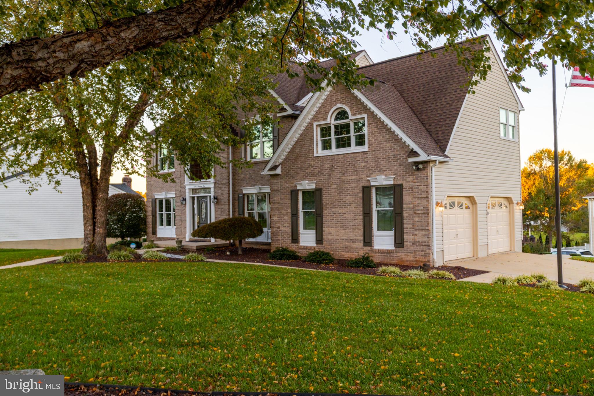 1201 CHESHIRE LANE