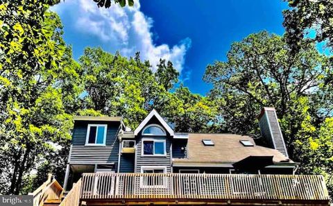 Homes For Sale - 1026 Hampstead Road<br/> BUSHKILL, PA 18324