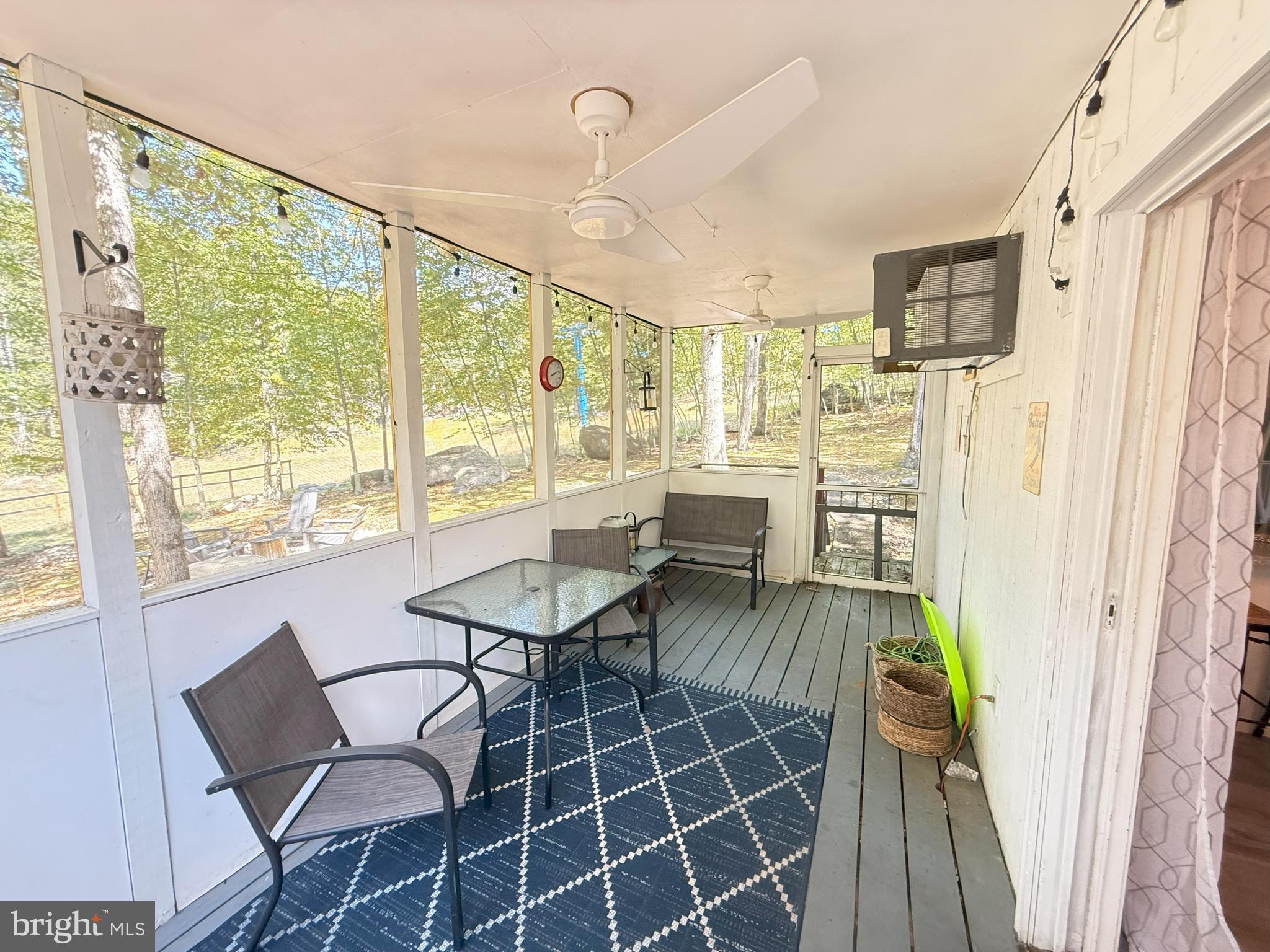 SAW CREEK ESTATES - Residential