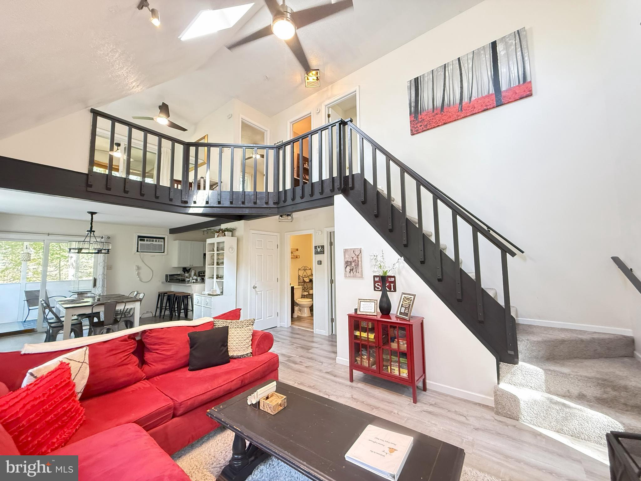 SAW CREEK ESTATES - Residential