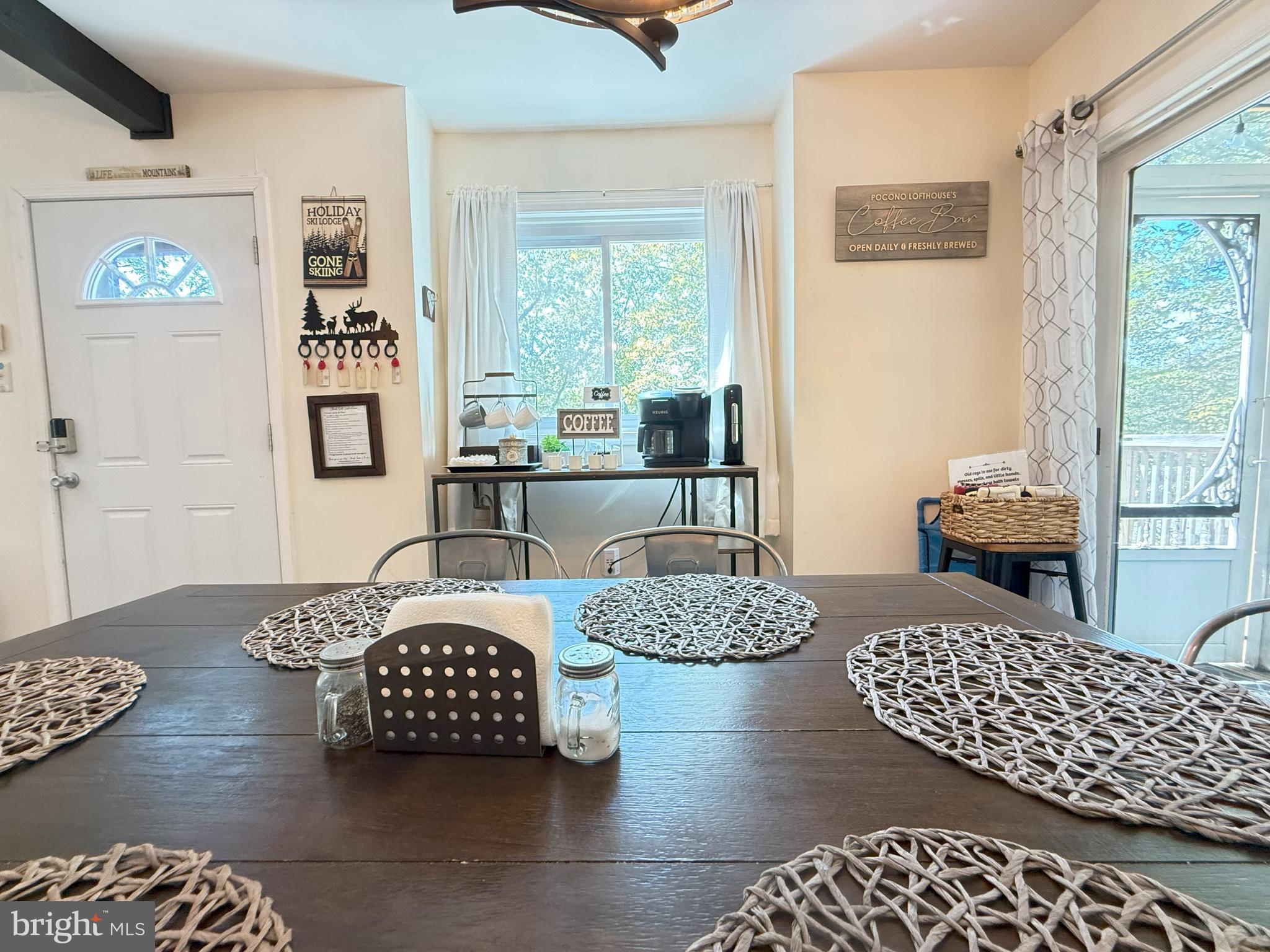 SAW CREEK ESTATES - Residential