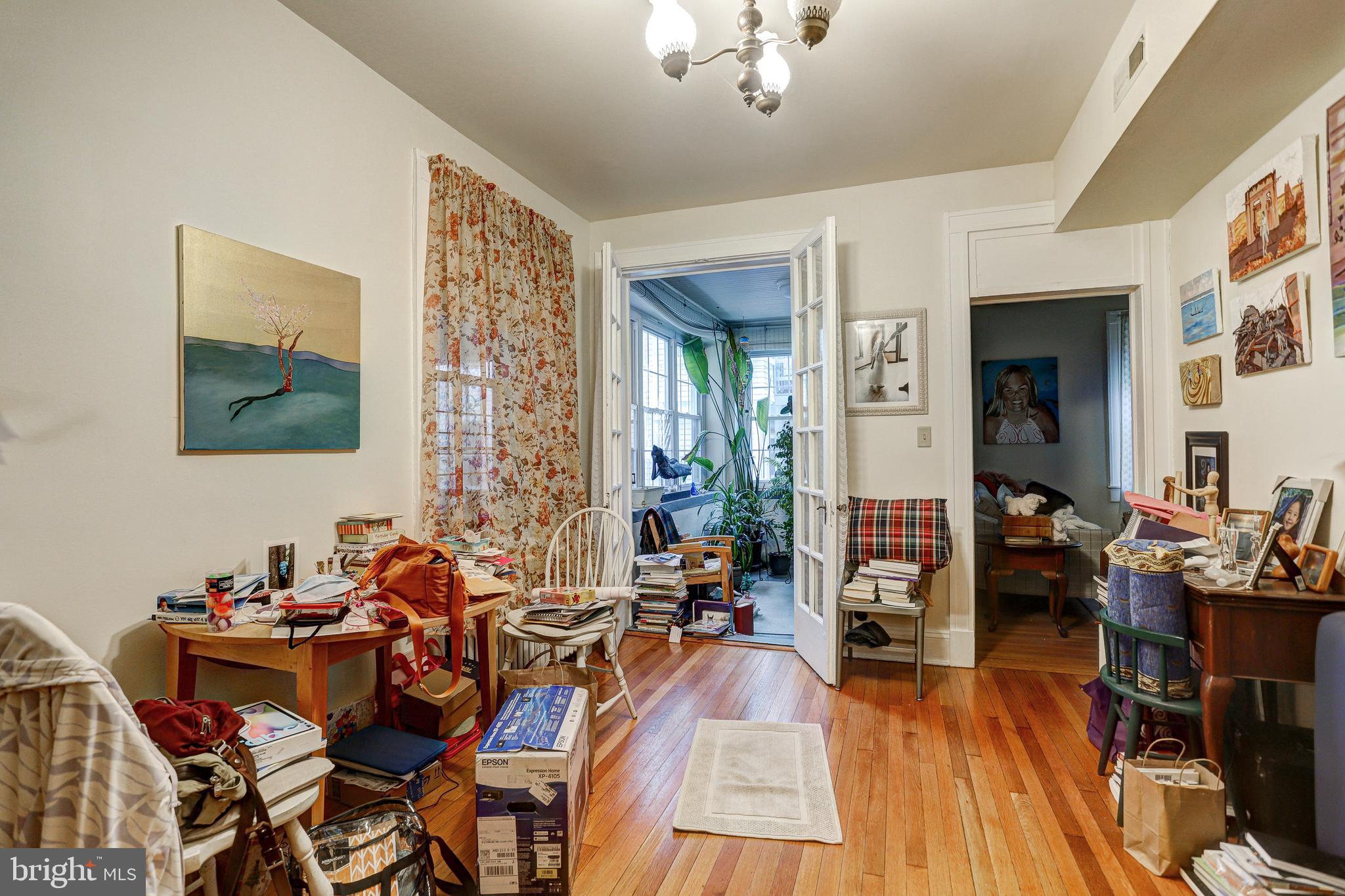 ROLAND PARK - Commercial Sale