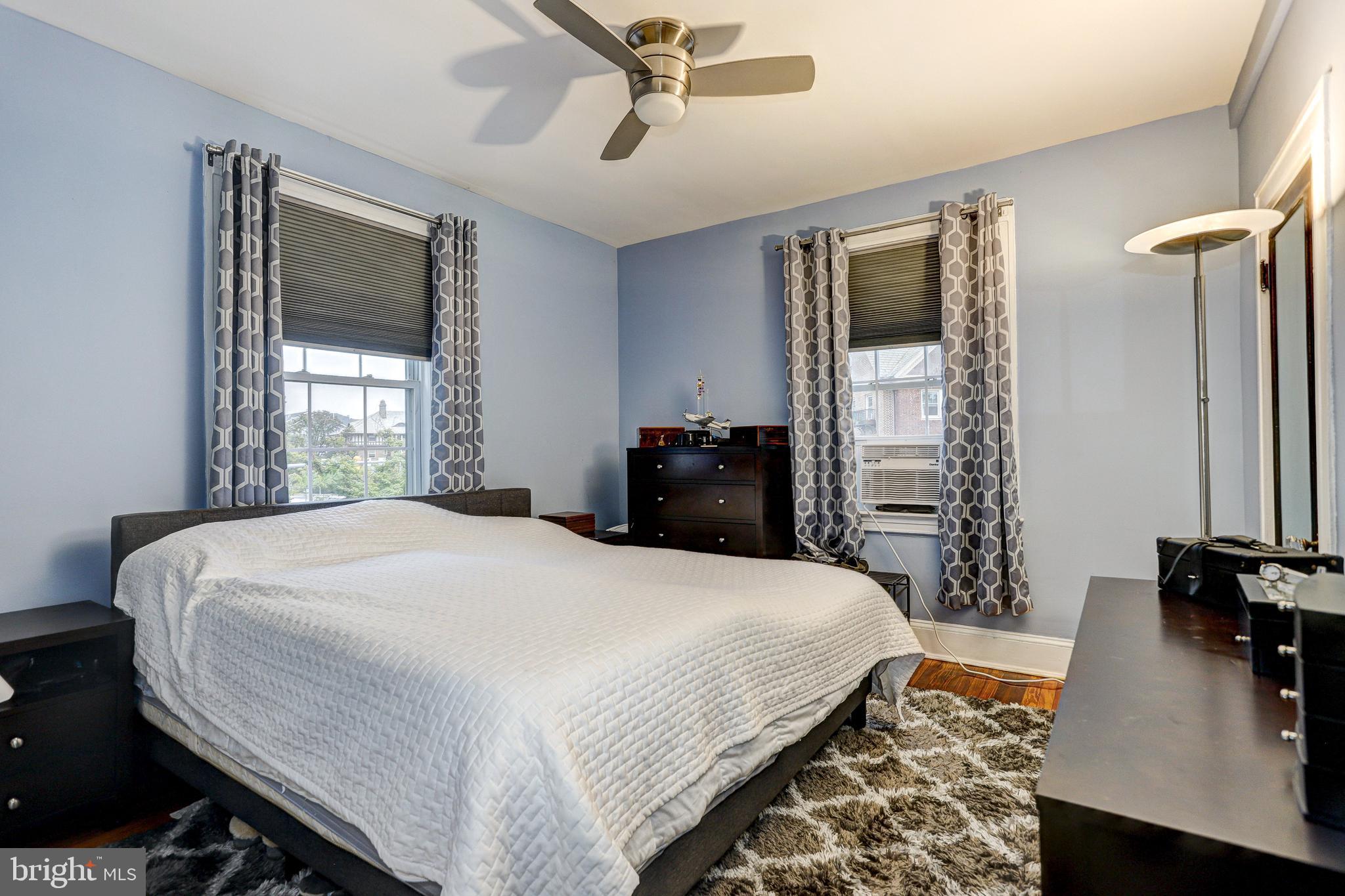 ROLAND PARK - Commercial Sale