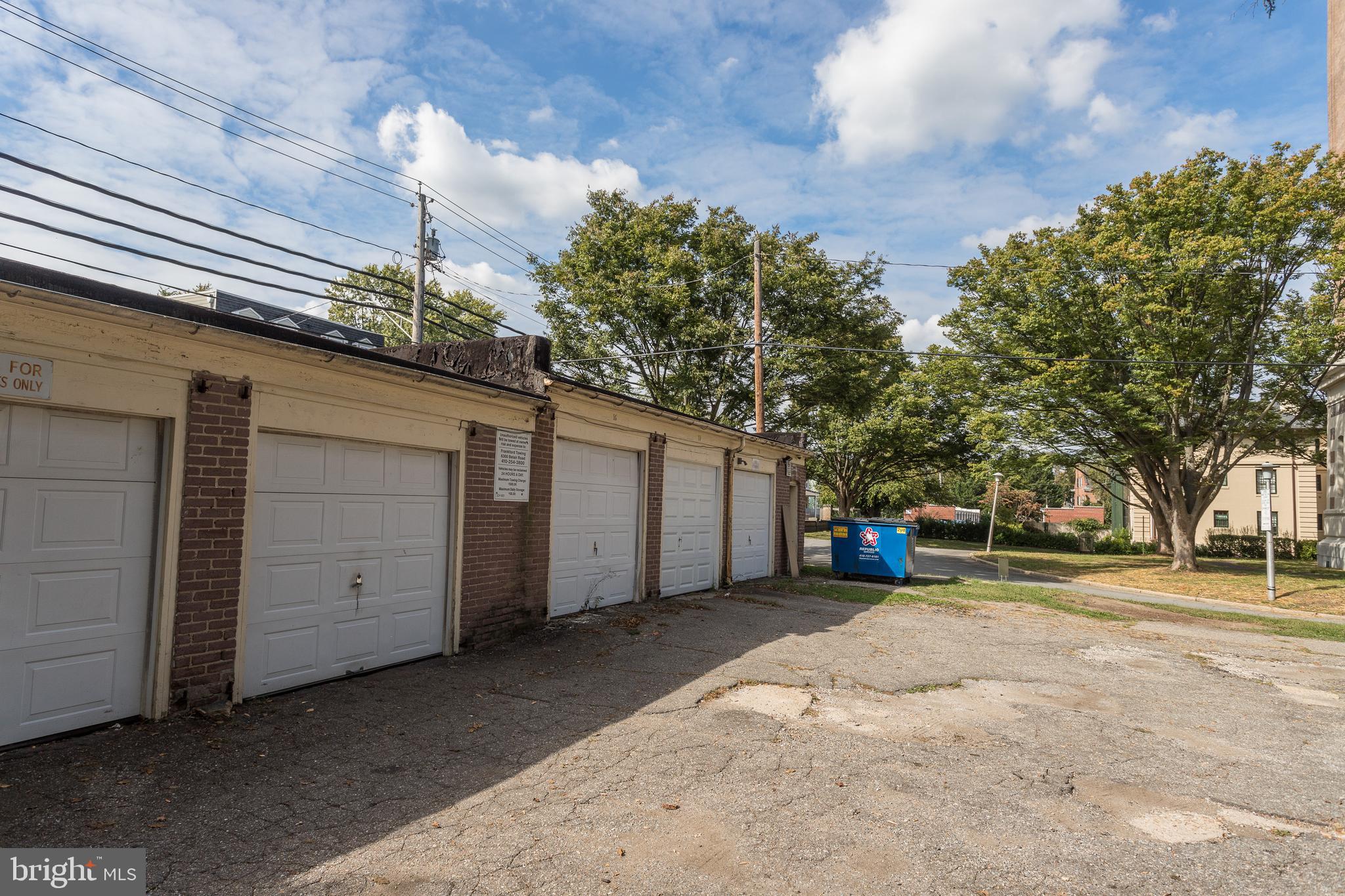 ROLAND PARK - Commercial Sale