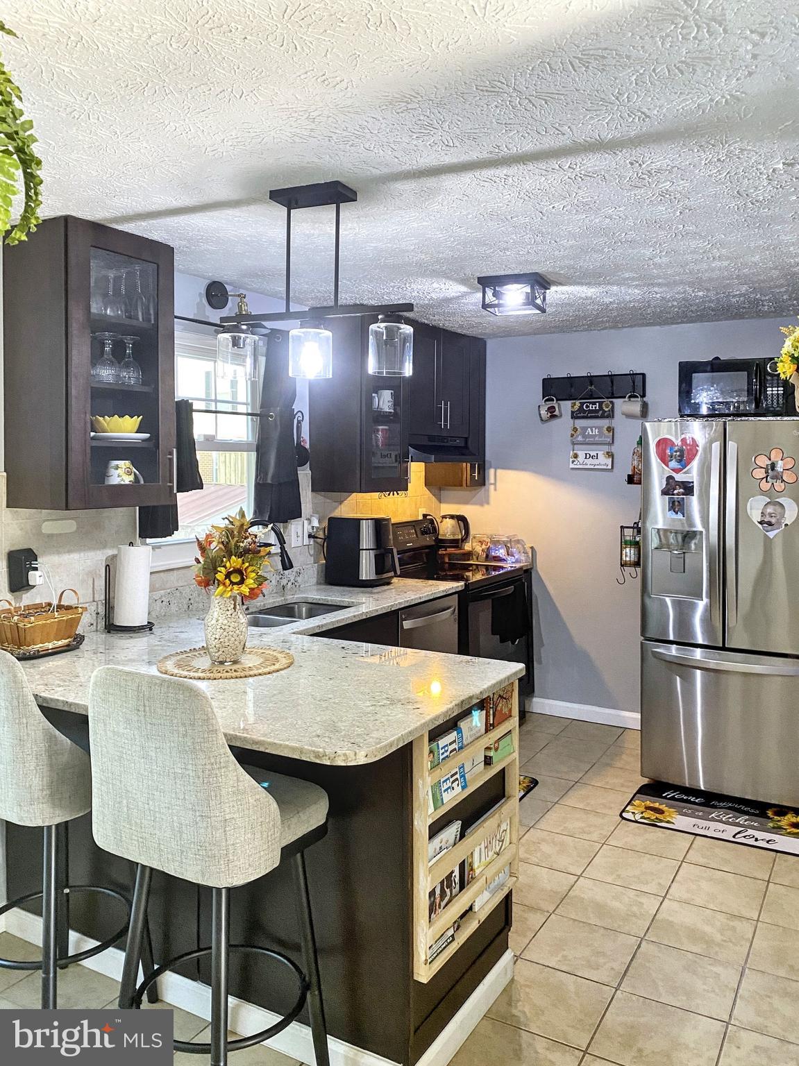 WILLOW HILLS- RESUB PARC - Residential