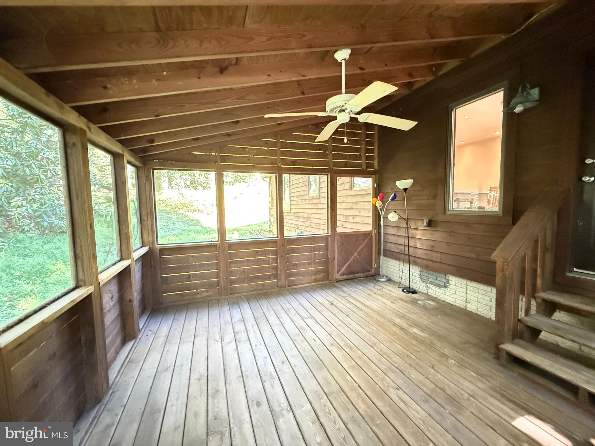 AQUIA HEIGHTS - Residential Lease