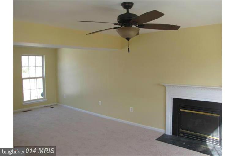 DALE CITY - Residential Lease