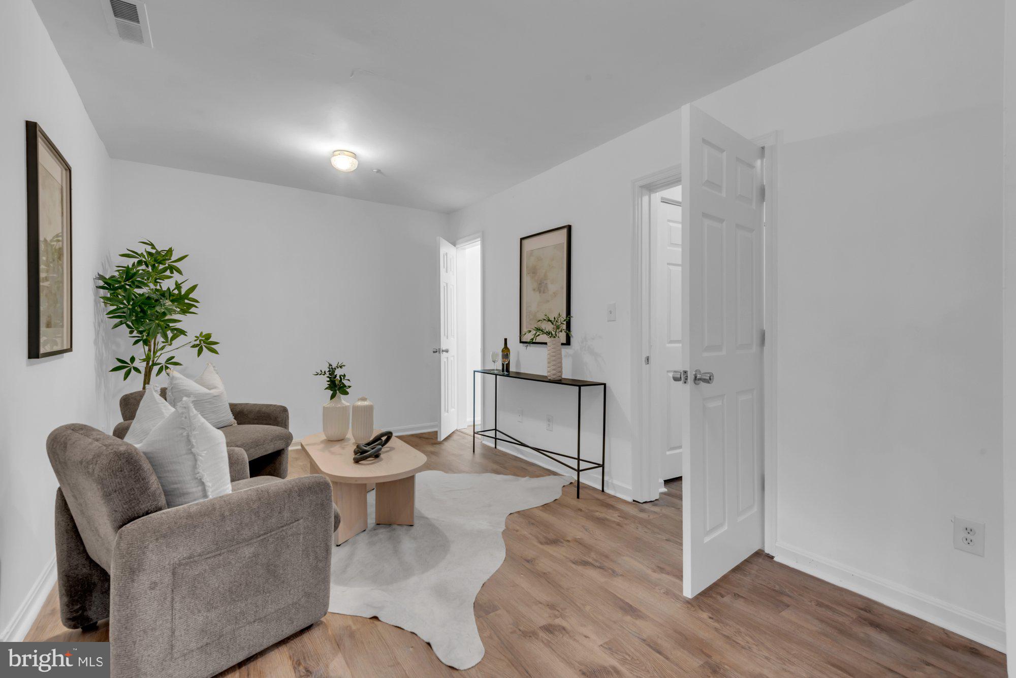 CARRIAGE PINES - Residential