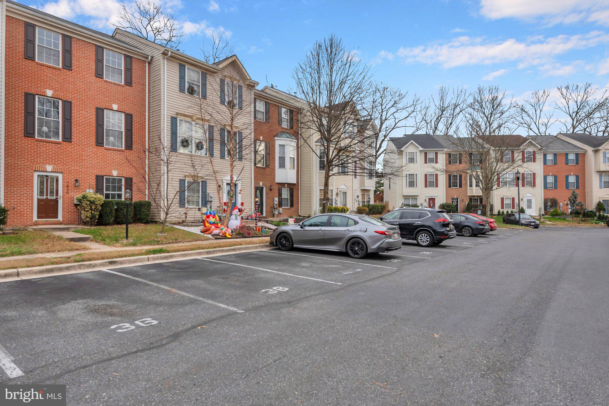 CARRIAGE PINES - Residential