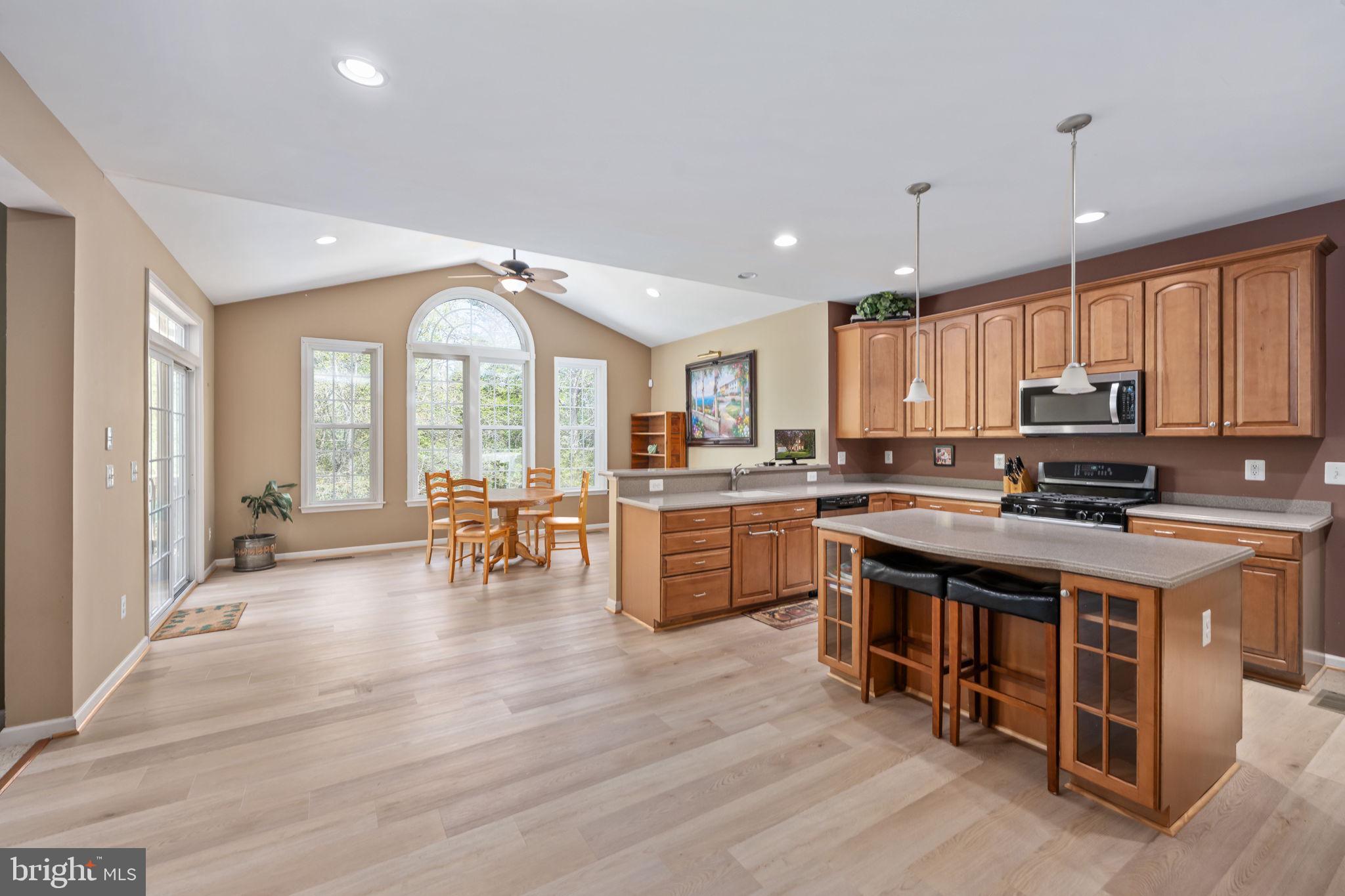 LINTON CREST - Residential