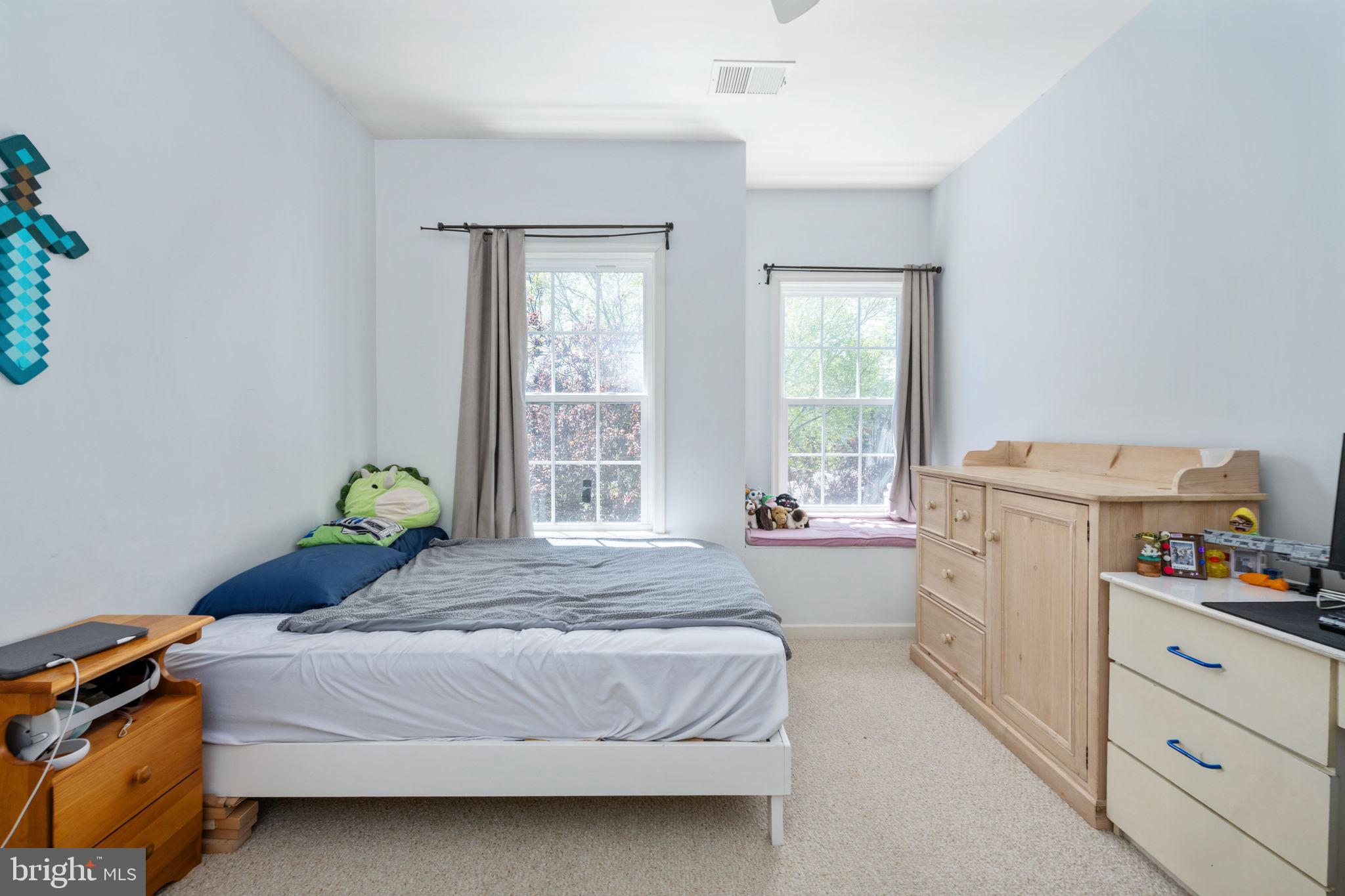 LINTON CREST - Residential