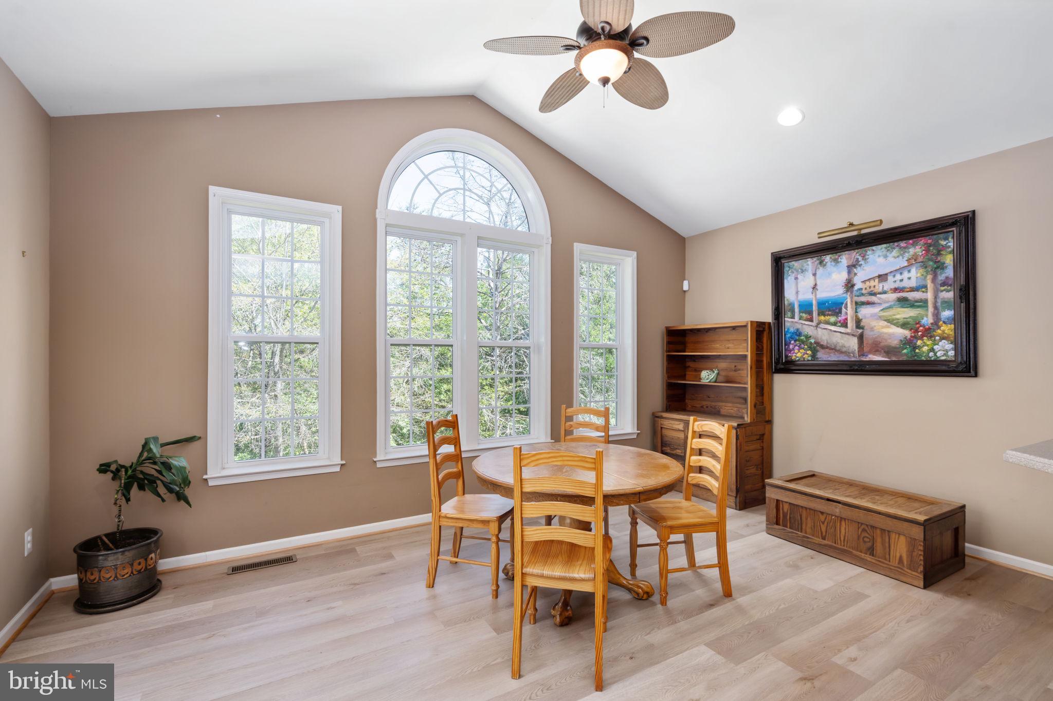 LINTON CREST - Residential