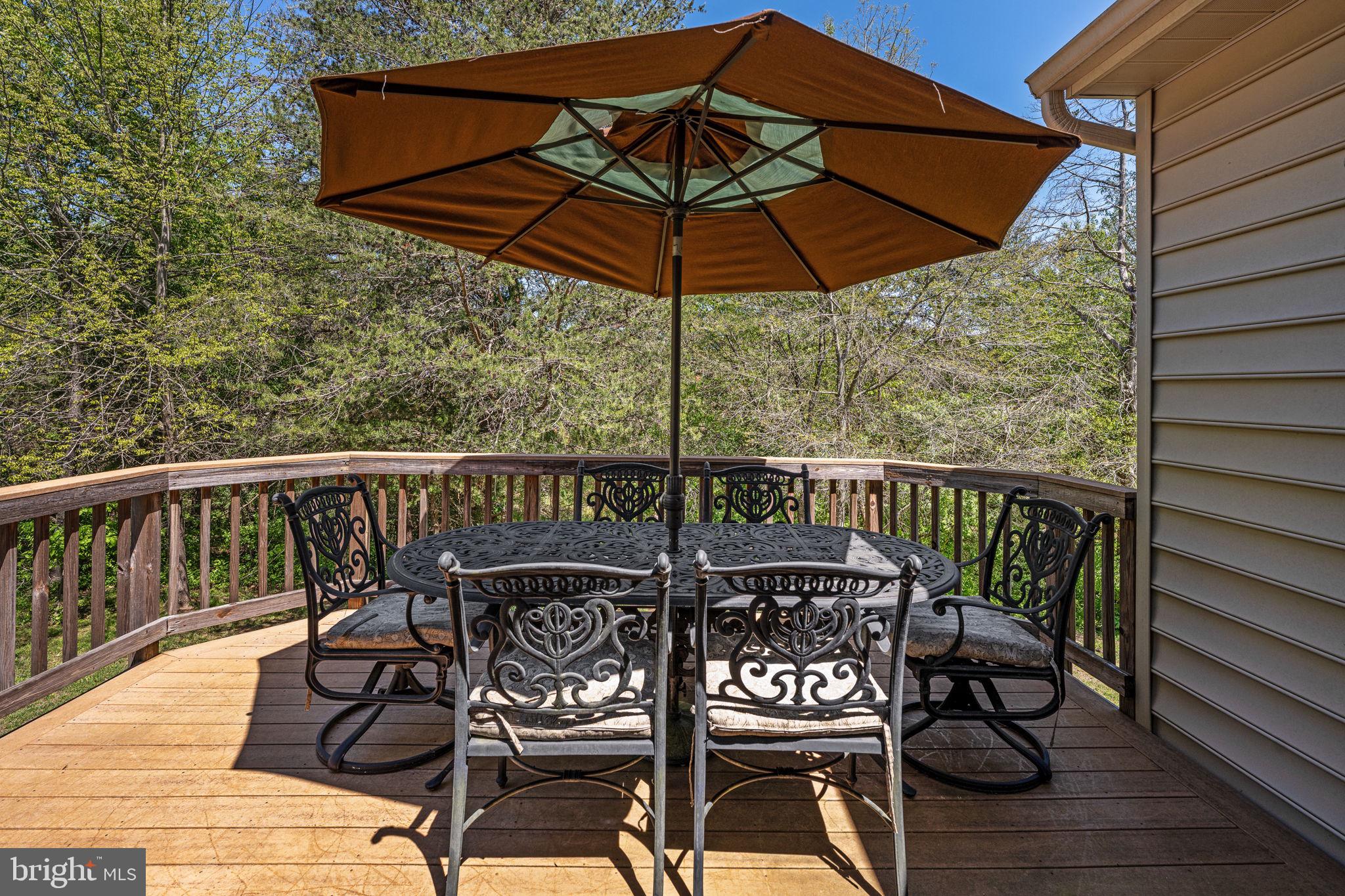 LINTON CREST - Residential