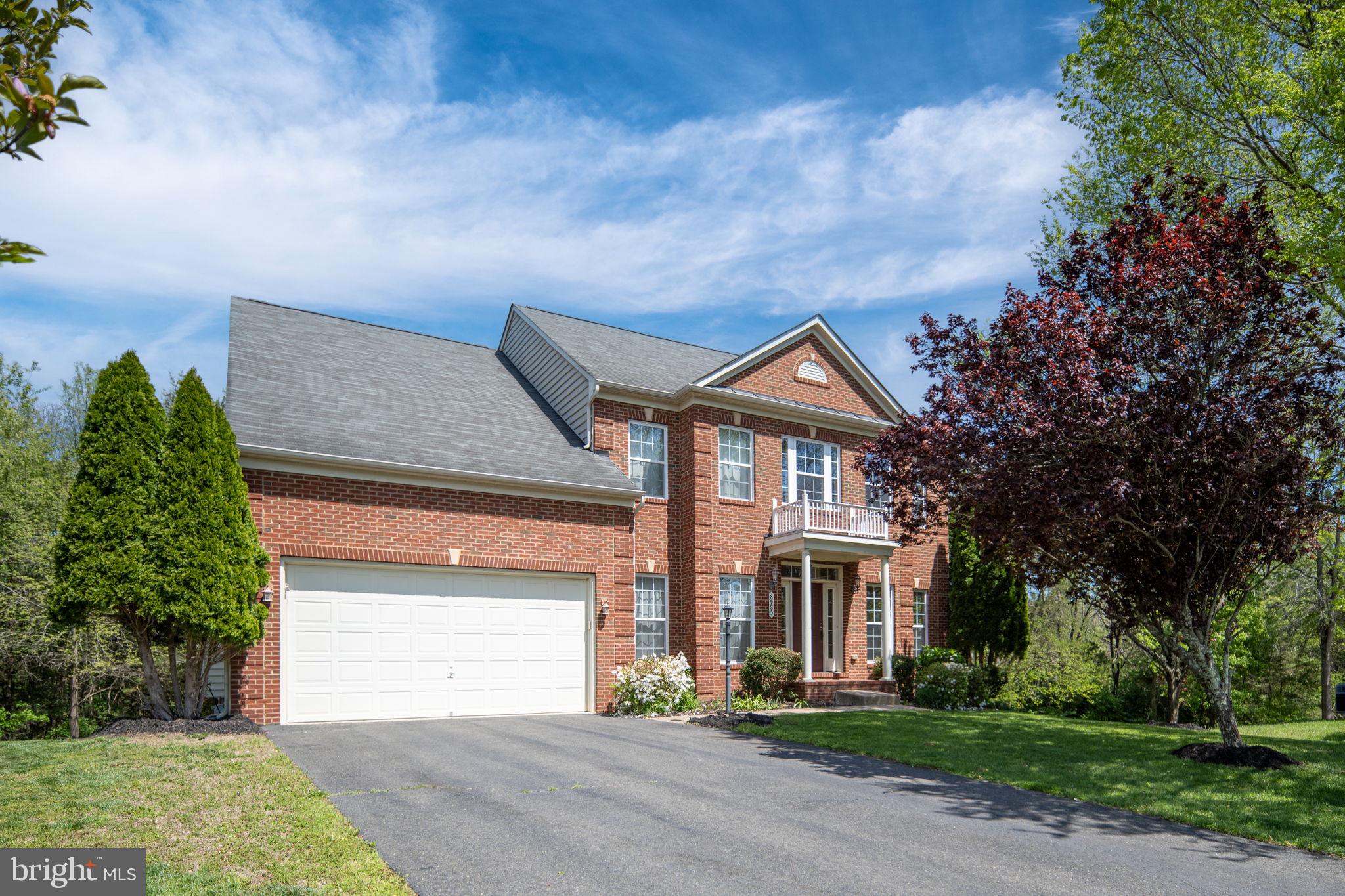 LINTON CREST - Residential