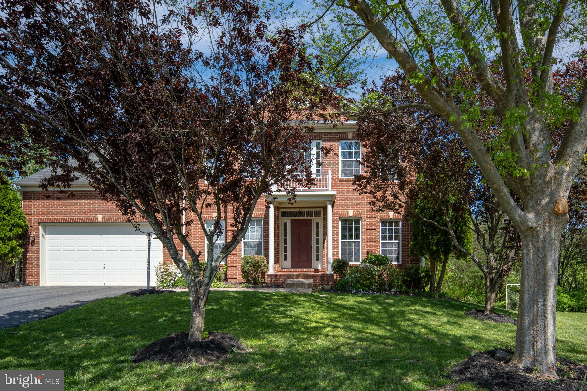 LINTON CREST - Residential