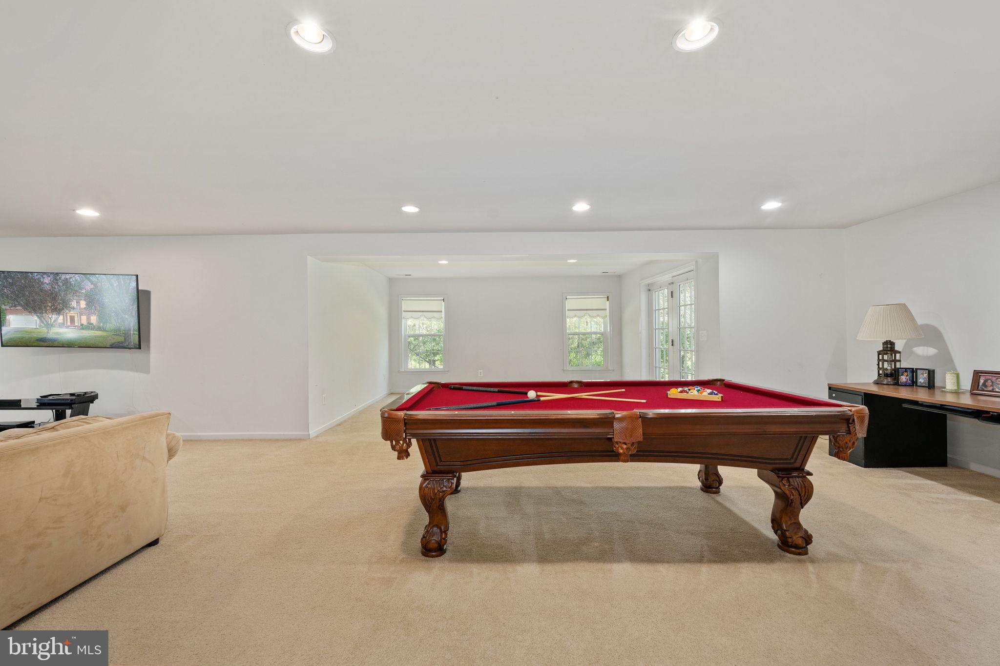 LINTON CREST - Residential