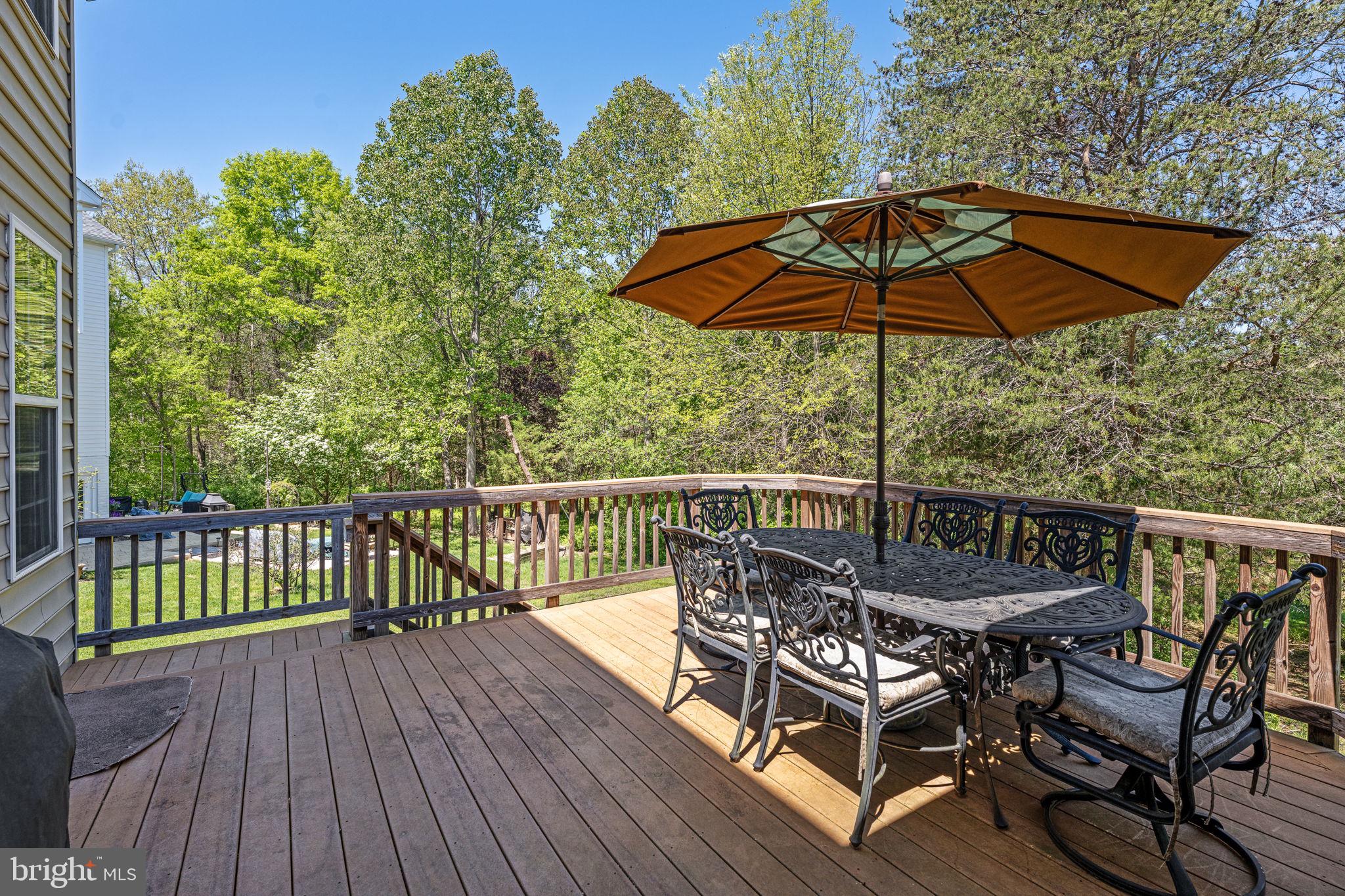 LINTON CREST - Residential