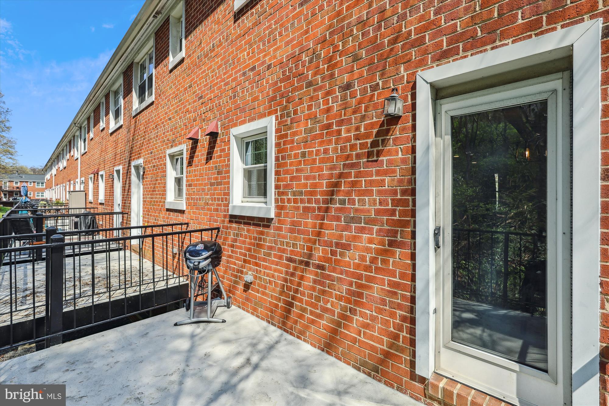 THE ARLINGTON - Residential