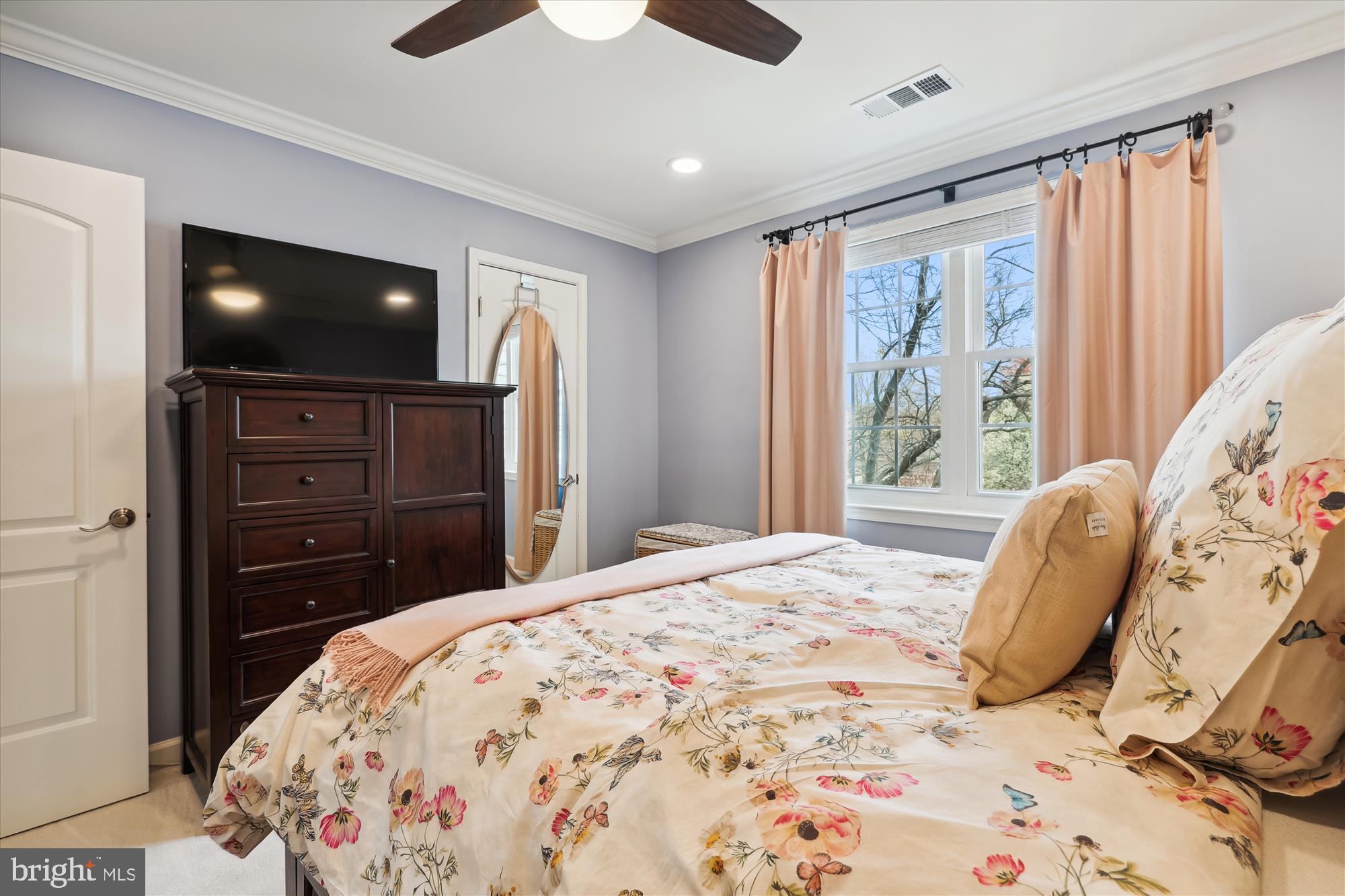 THE ARLINGTON - Residential