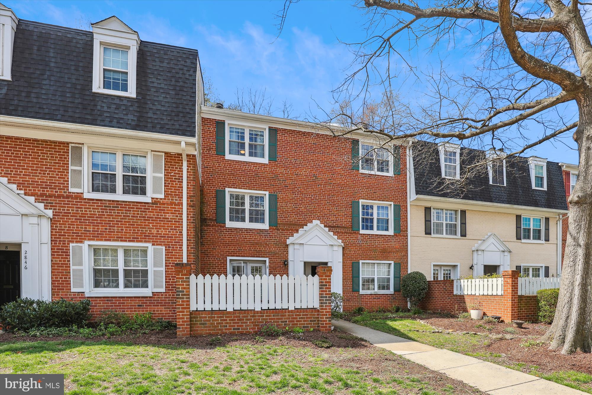 THE ARLINGTON - Residential