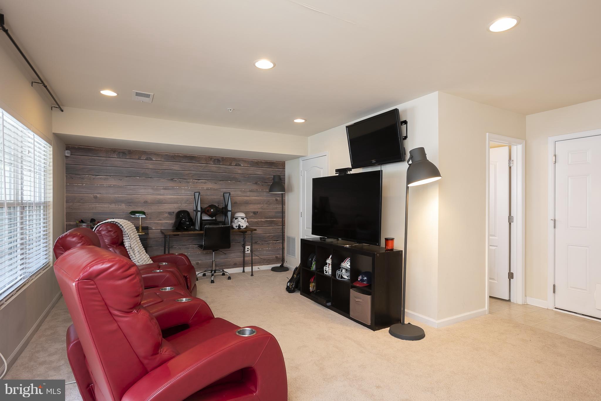 STONEHOUSE RUN - Residential