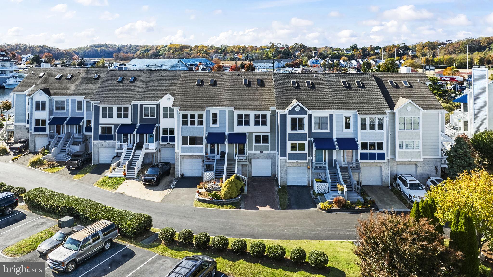 WINDWARD KEY - Residential