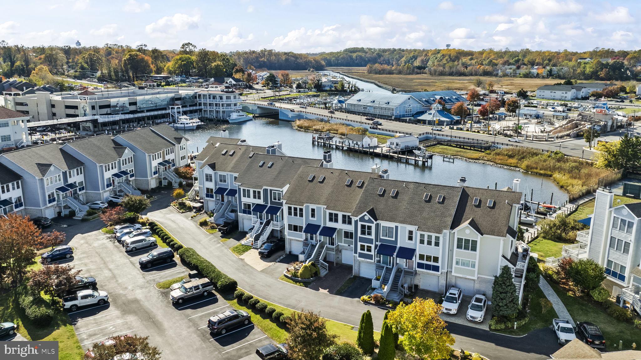 WINDWARD KEY - Residential