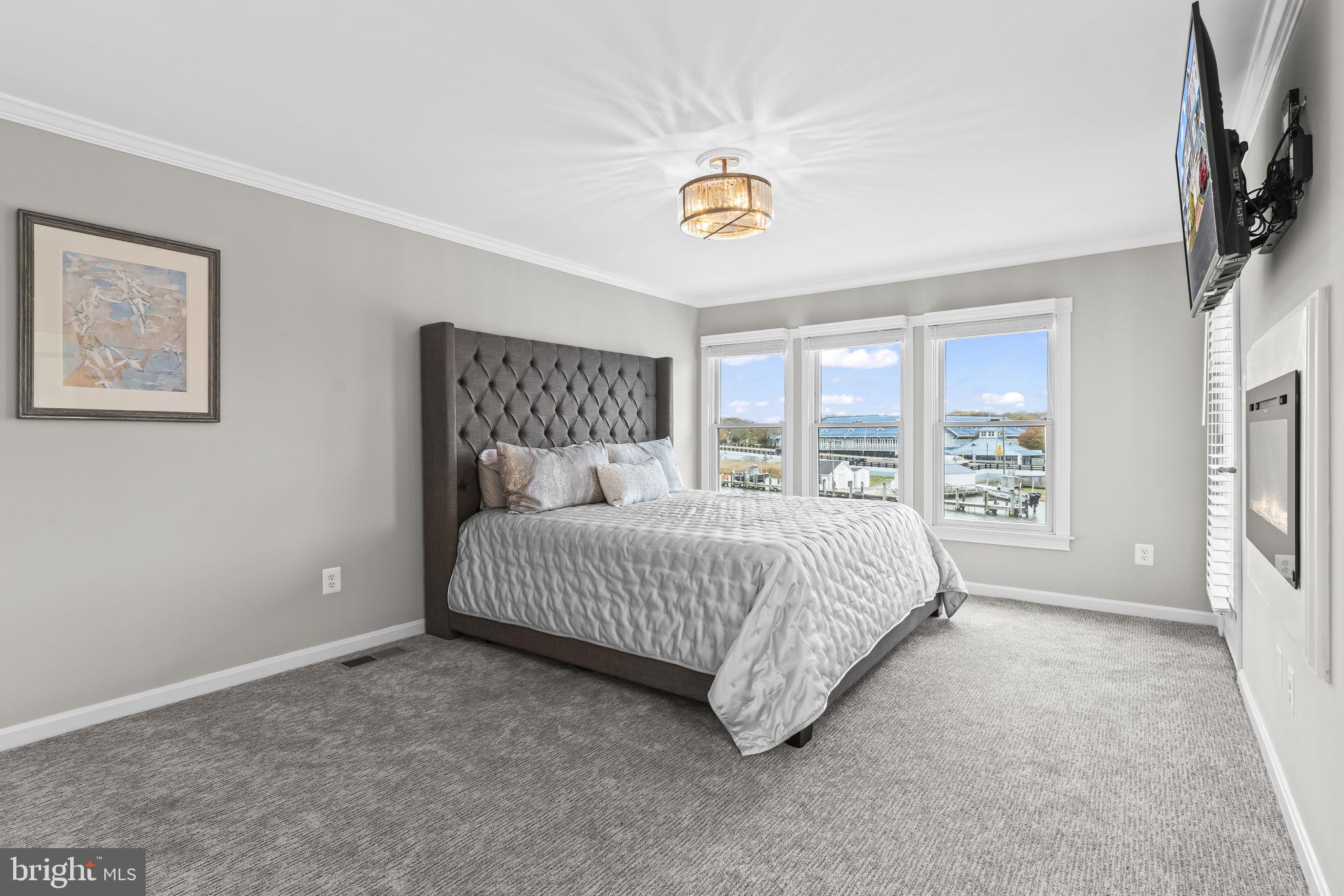 WINDWARD KEY - Residential