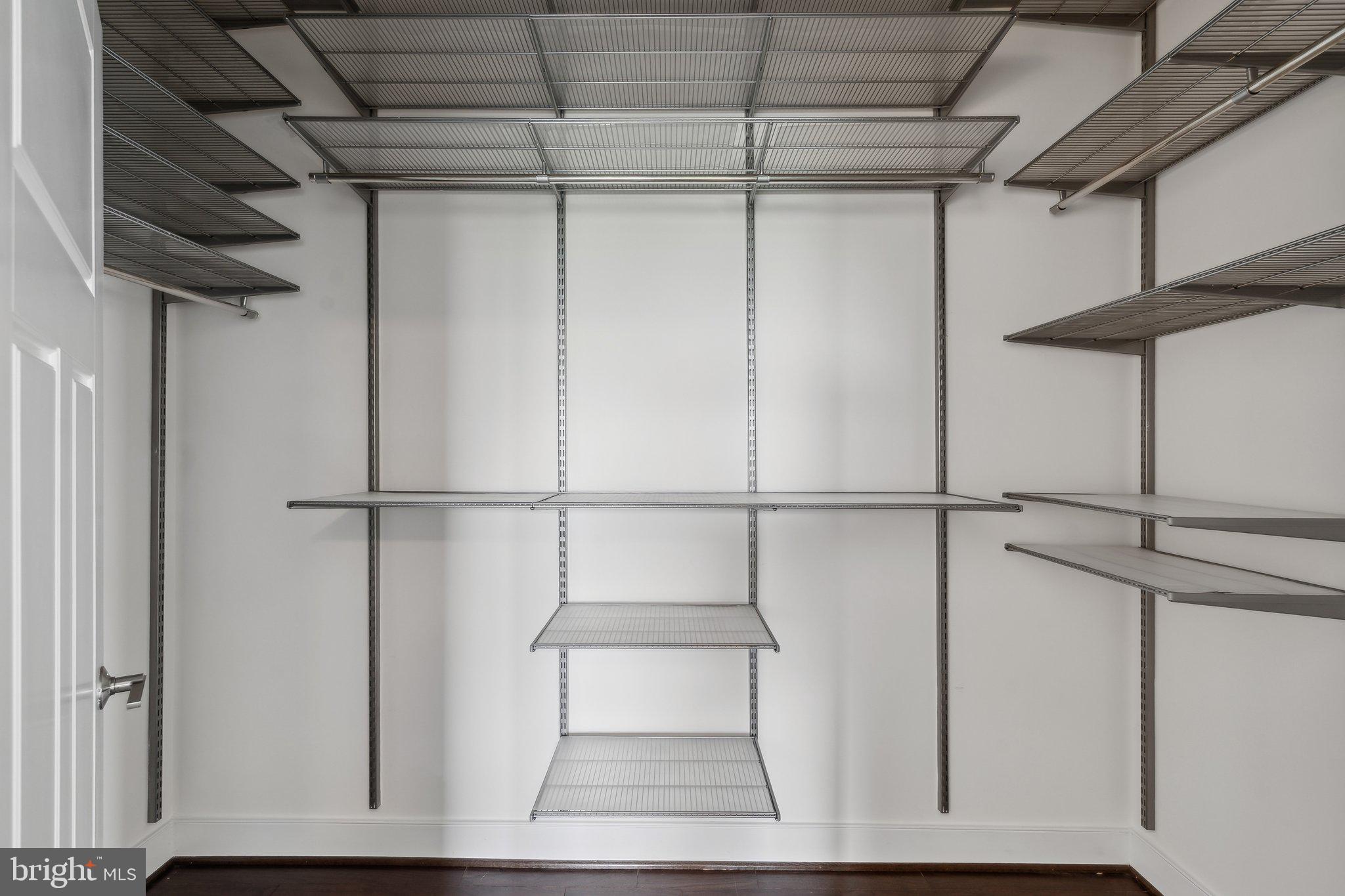 COLUMBIA - Residential