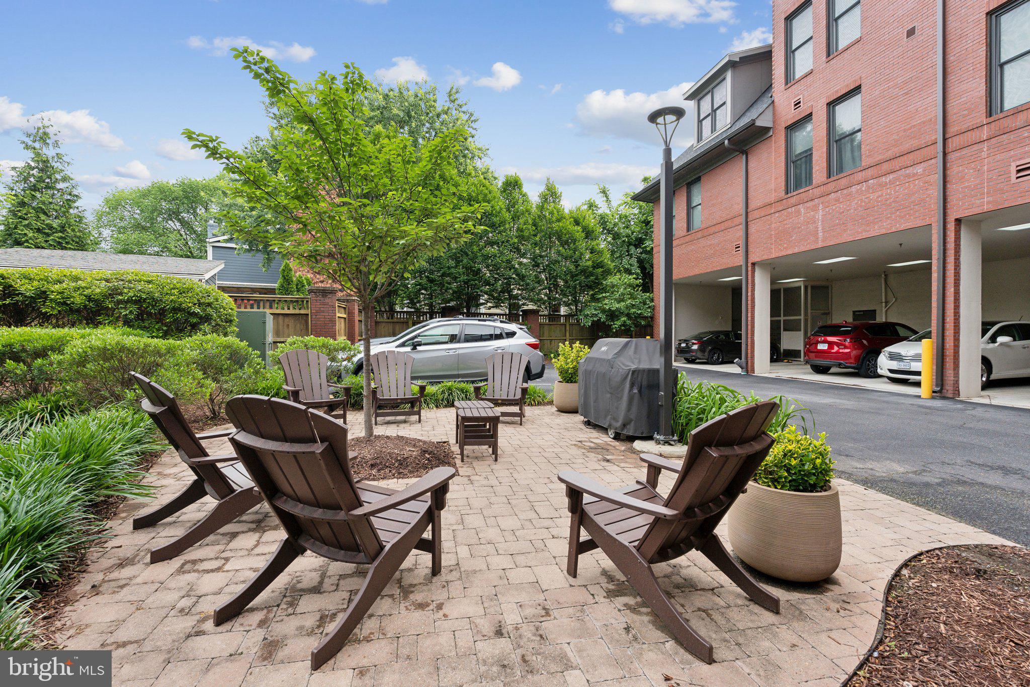 COLUMBIA - Residential