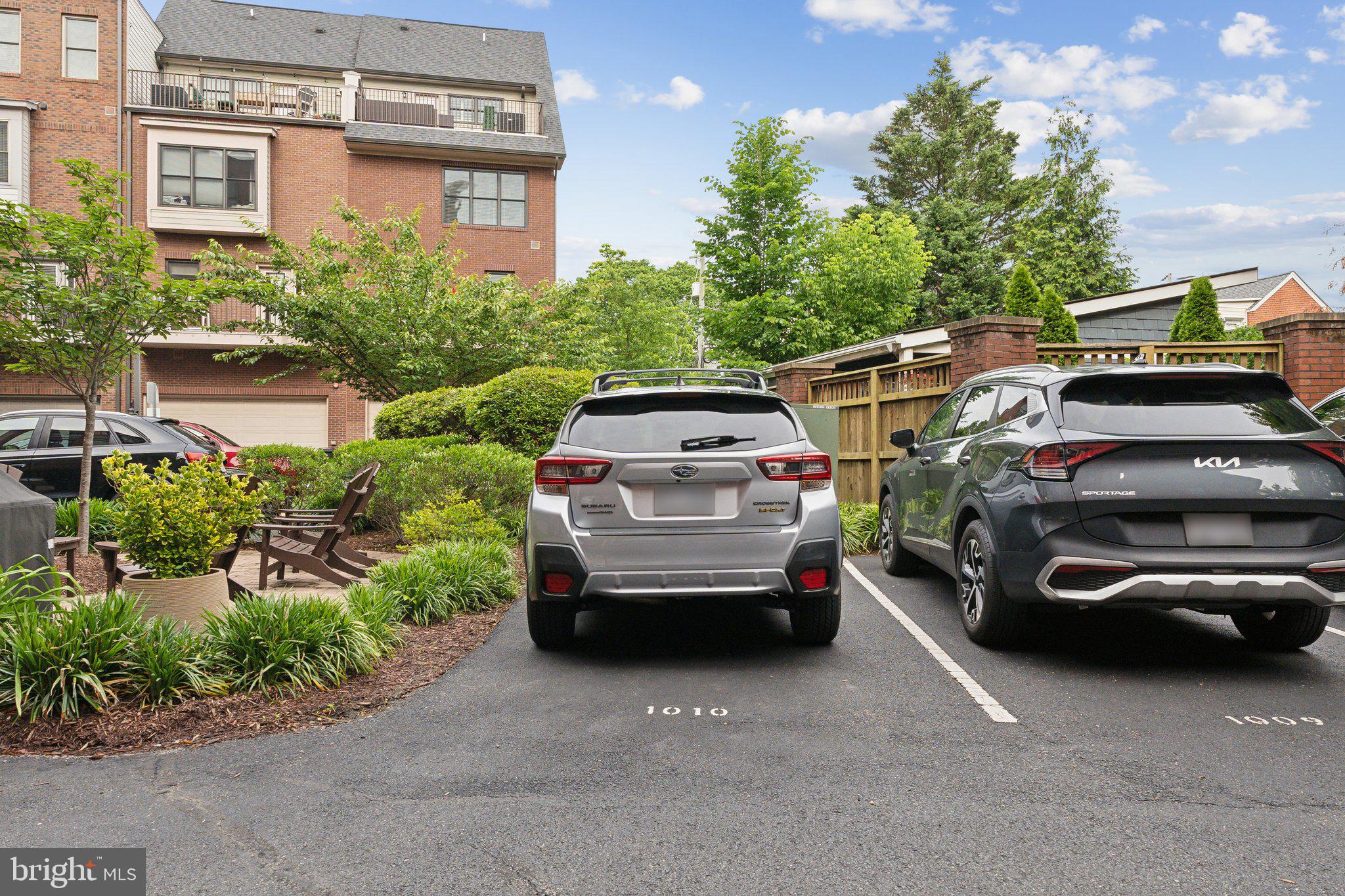 COLUMBIA - Residential