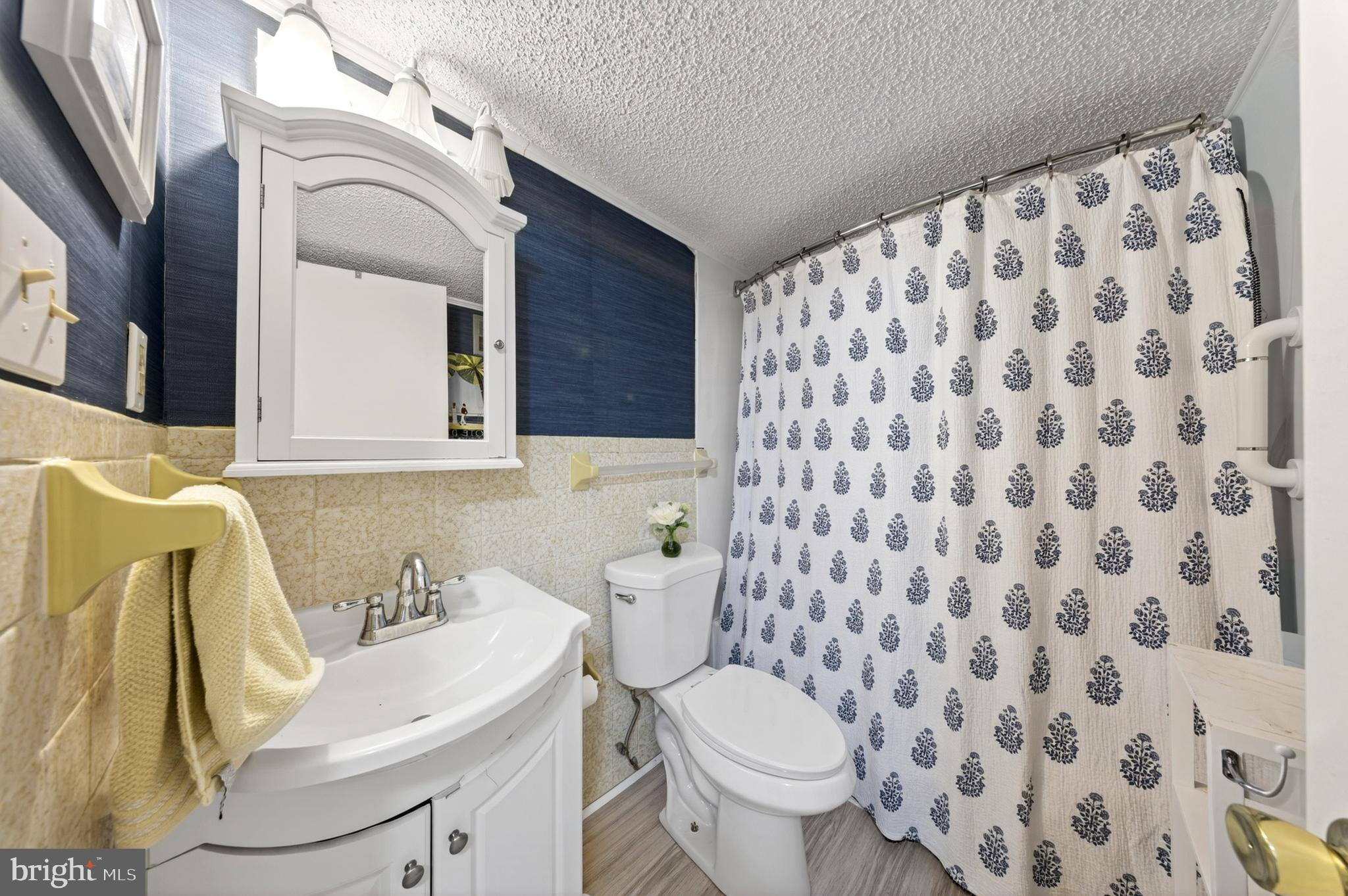 CEDAR SHORES - Residential