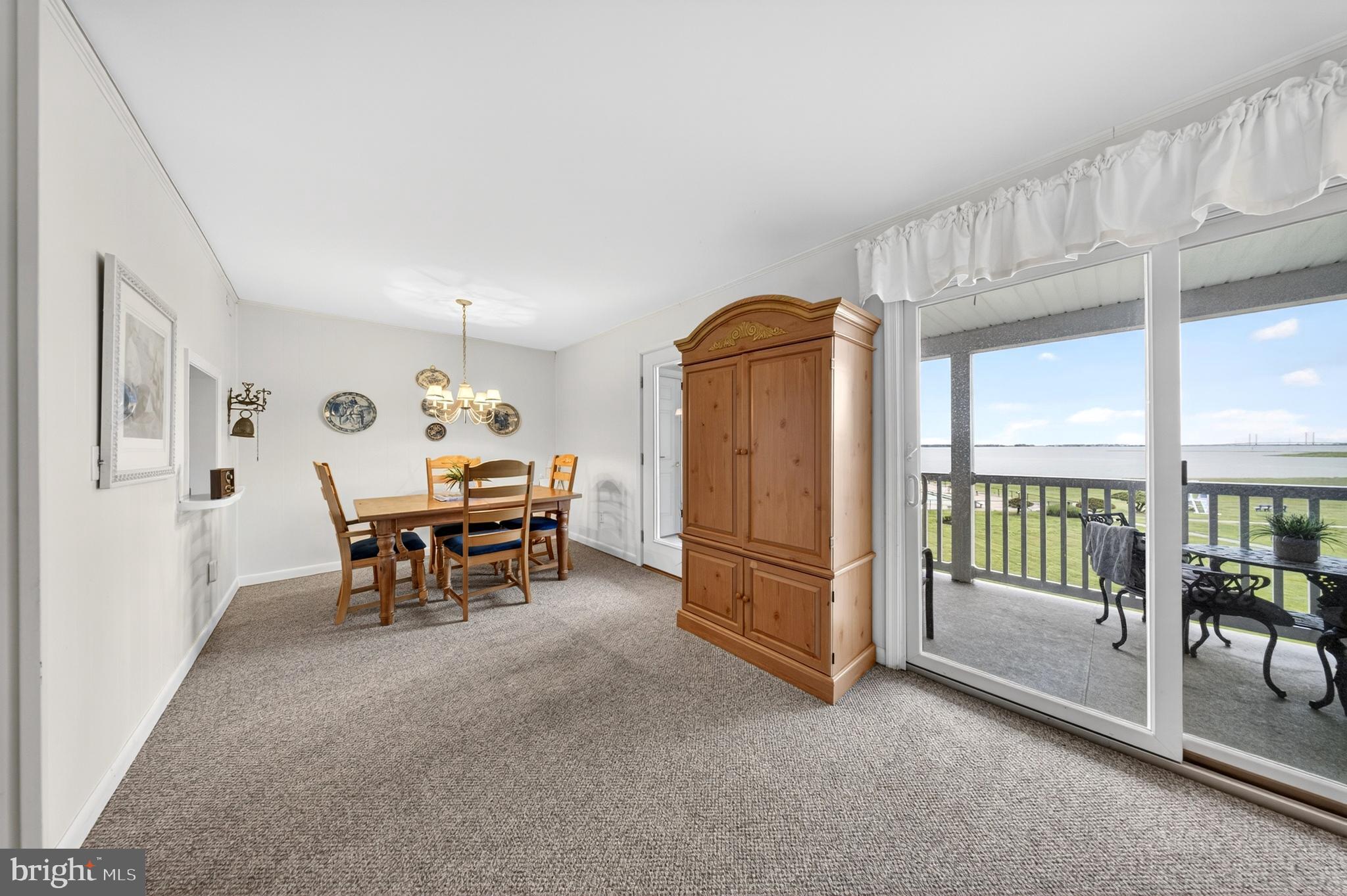 CEDAR SHORES - Residential