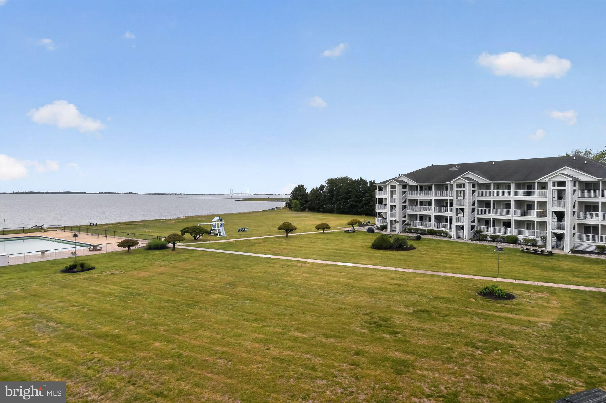 CEDAR SHORES - Residential